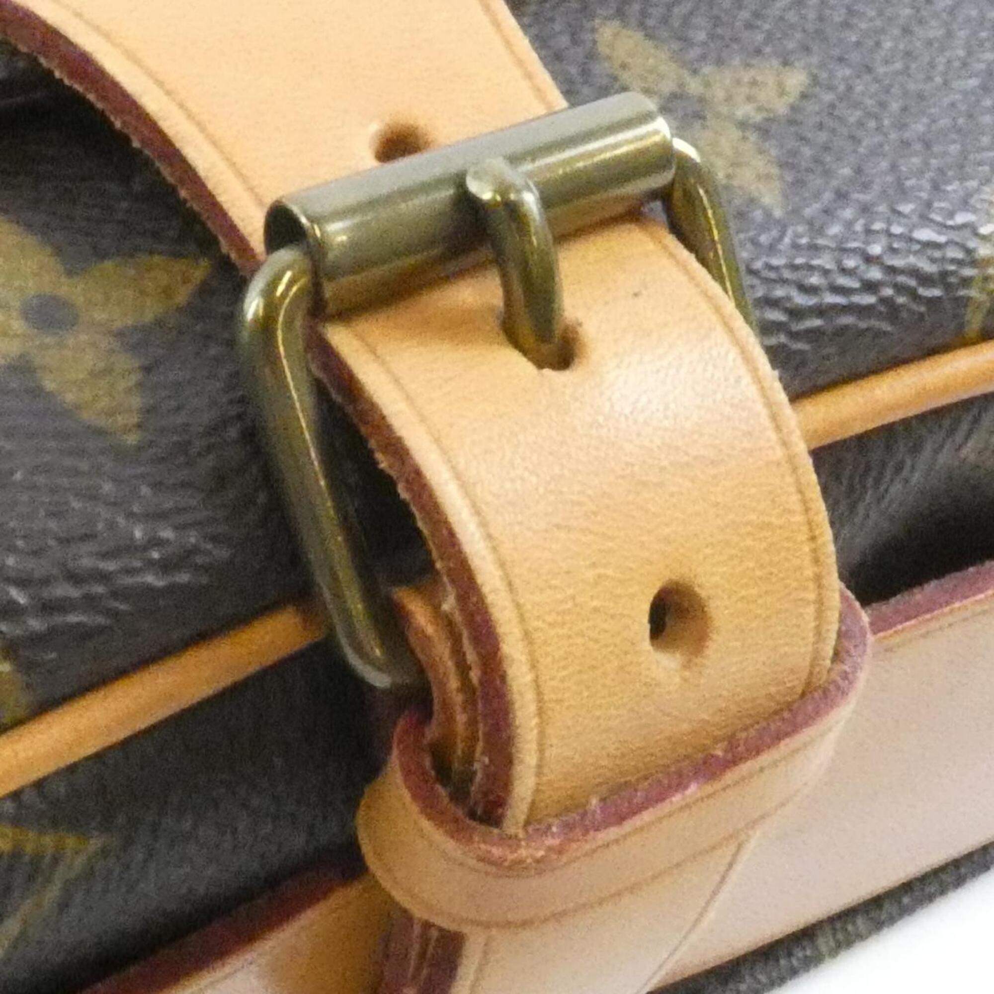 Louis Vuitton Marron Coated Canvas Shoulder Bag (Pre-Owned)