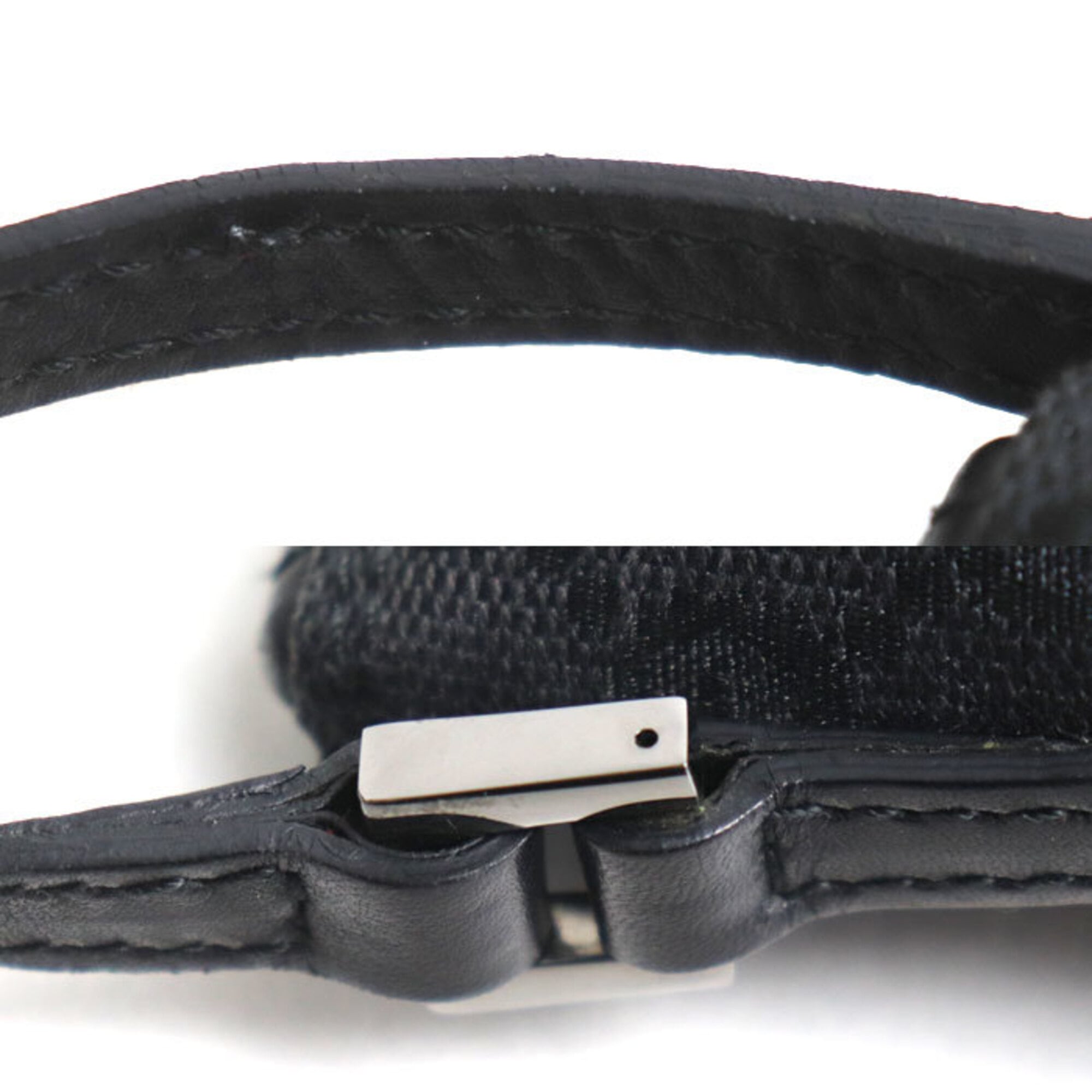 Gucci Black Gg Canvas Handbag Pouch (Pre-Owned)