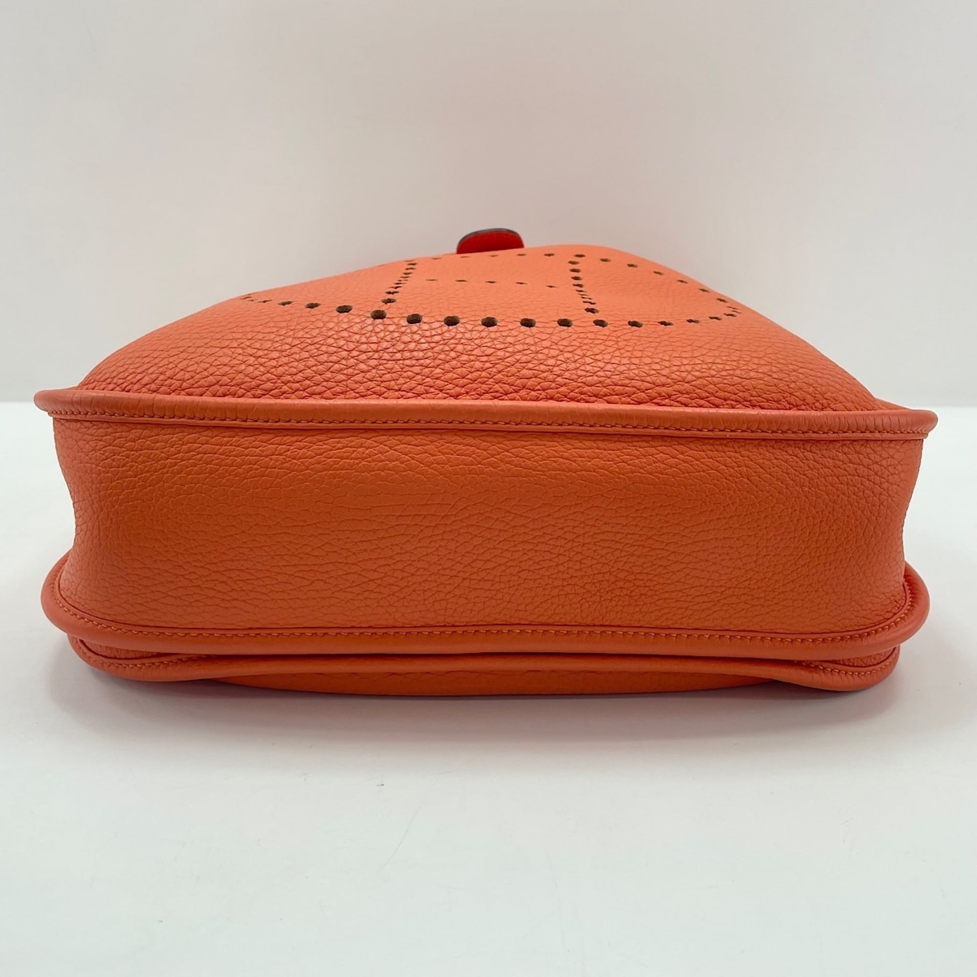 Hermes Evelyne Orange Shoulder Bag (Pre-Owned)