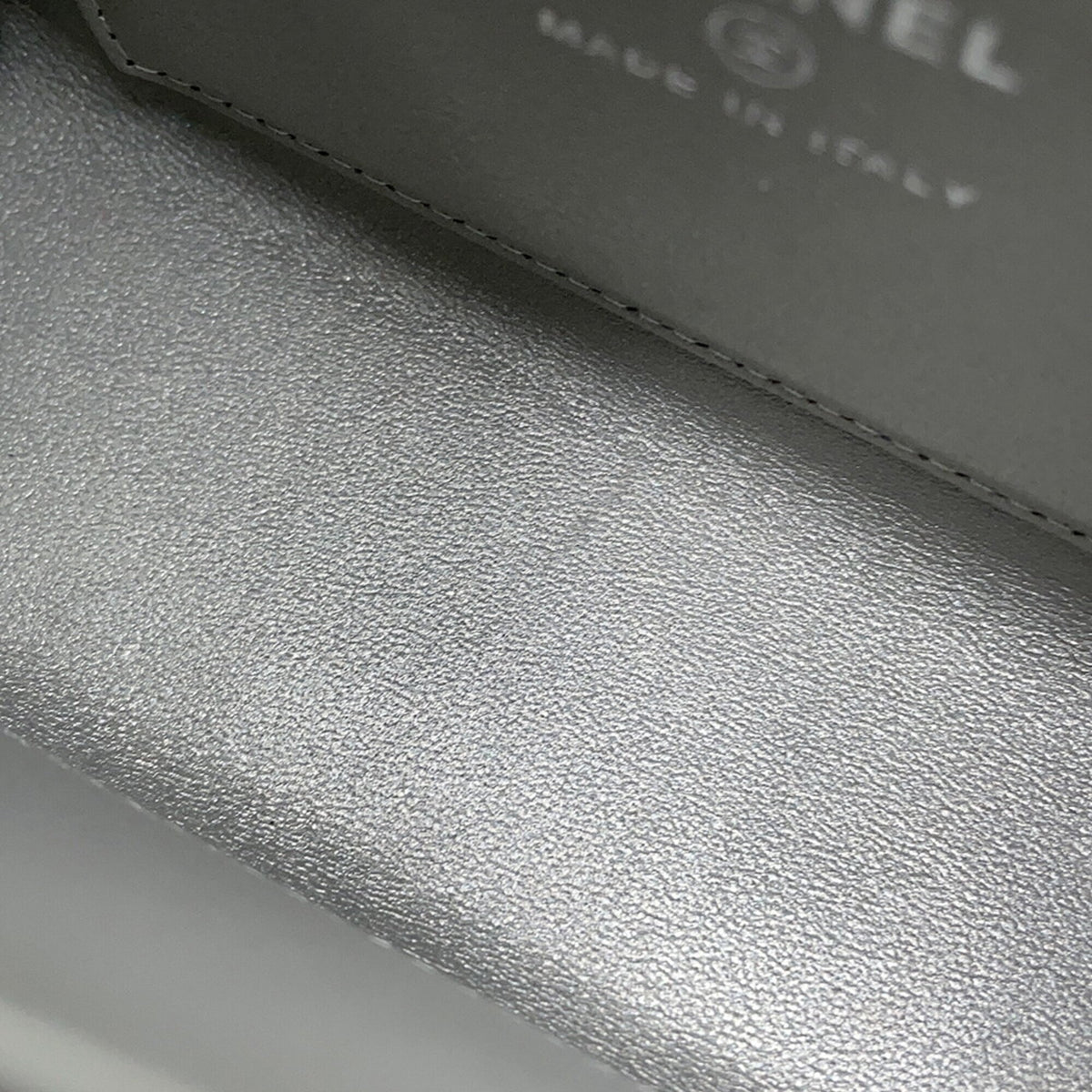 Chanel Matelasse Silver Leather Handbag Shoulder Bag (Pre-Owned)