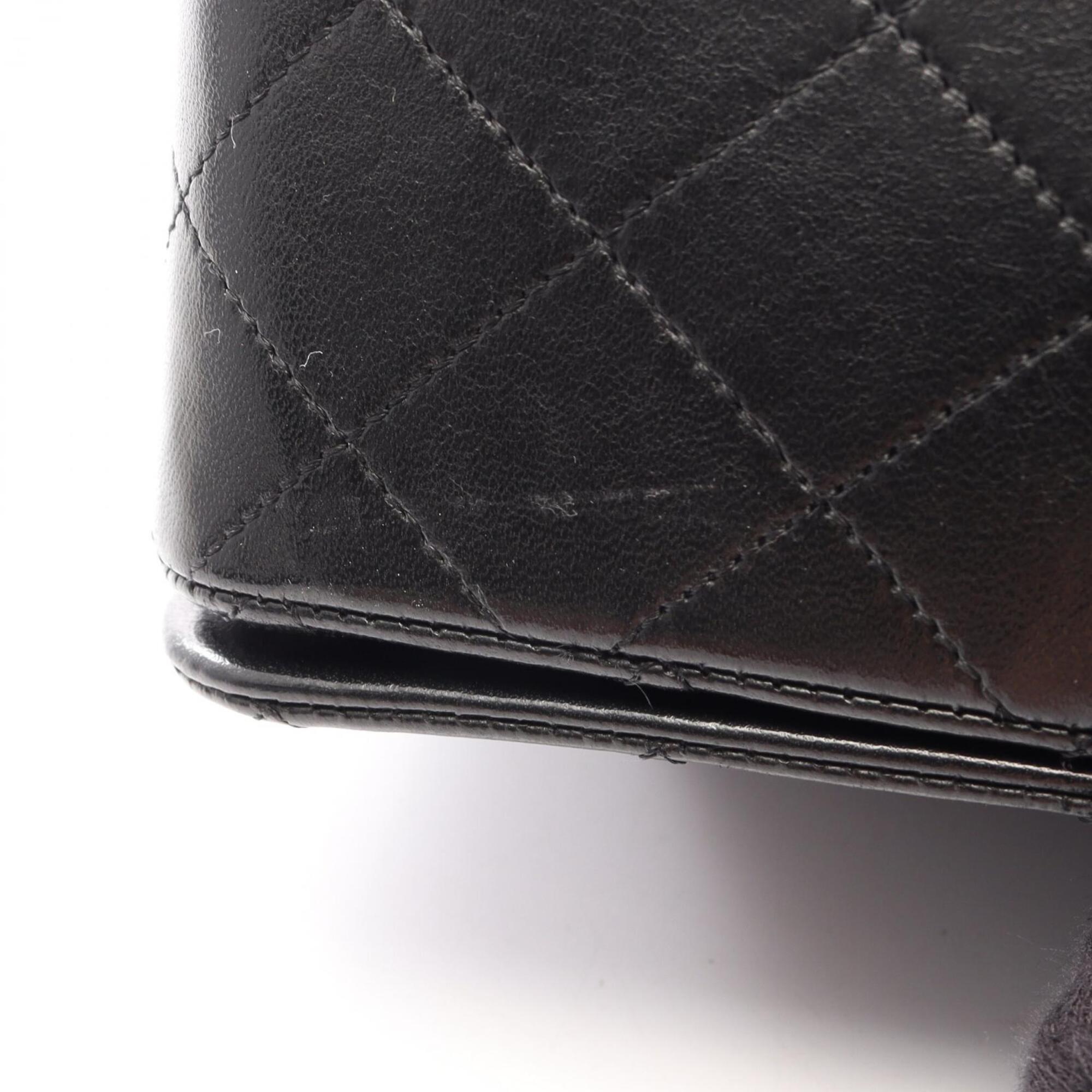 Chanel Black Leather Shoulder Bag (Pre-Owned)