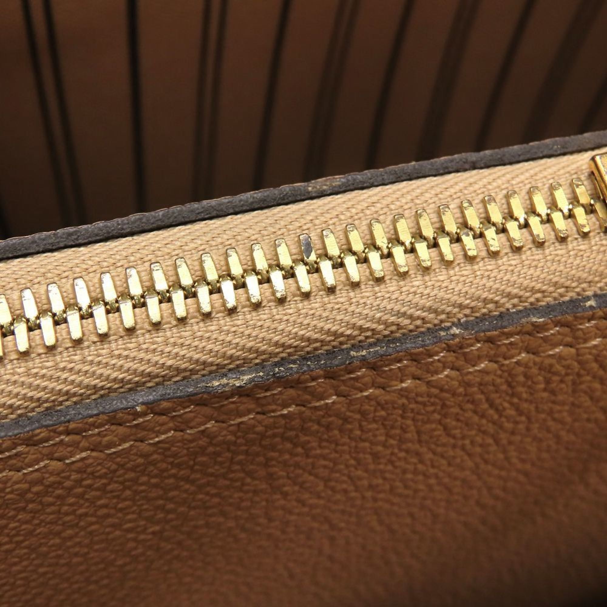 Louis Vuitton Dune Leather Handbag (Pre-Owned)