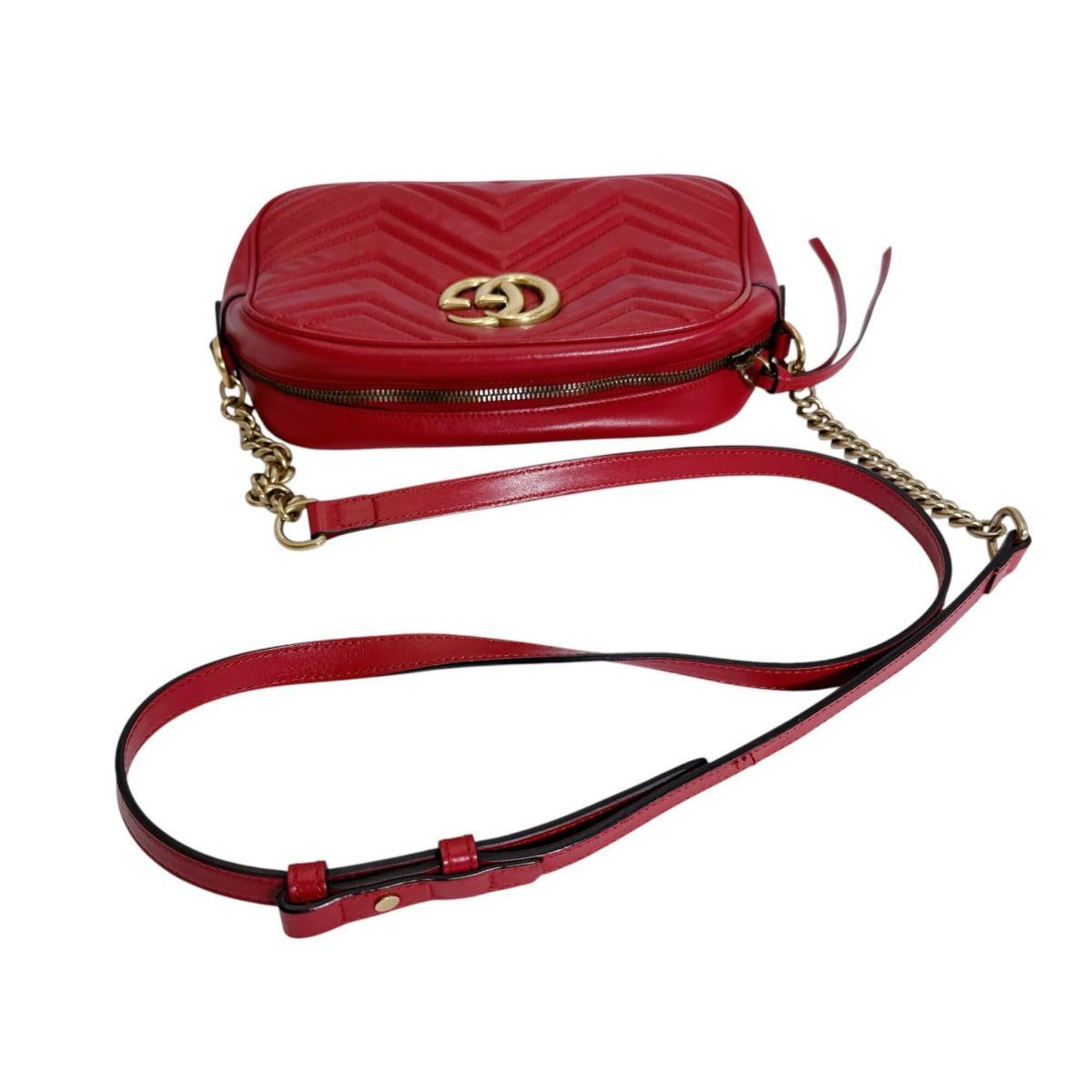 Gucci Red Color Leather Shoulder Bag Sling Bag (Pre-Owned)