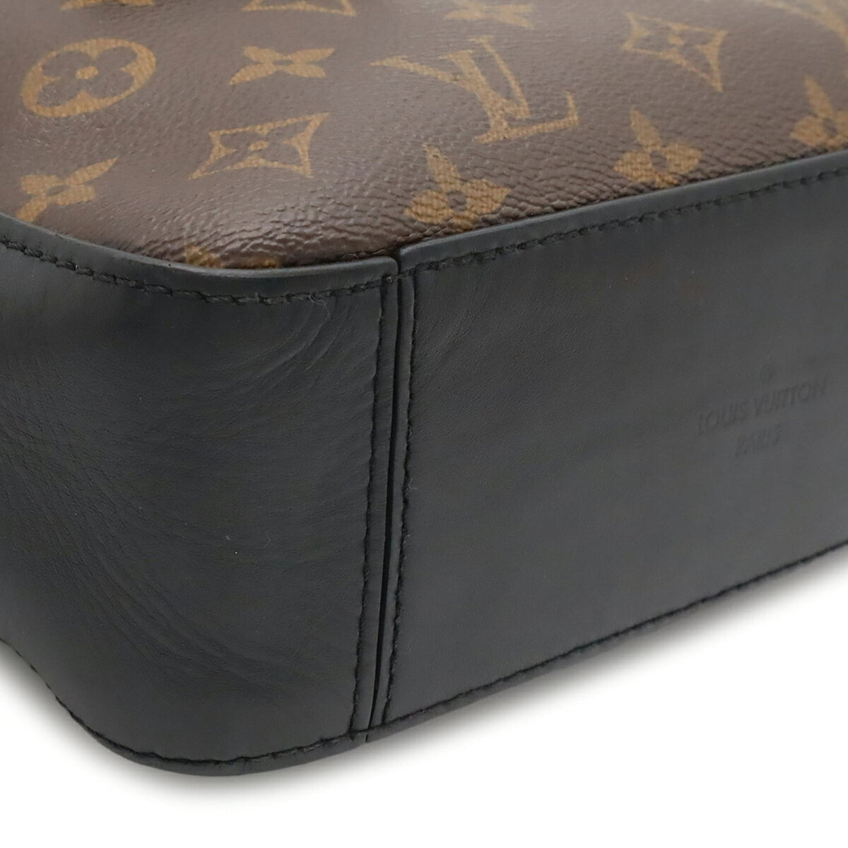 Louis Vuitton Monogram Black Noir Monogram Leather Handbag Shoulder Bag (Pre-Owned)