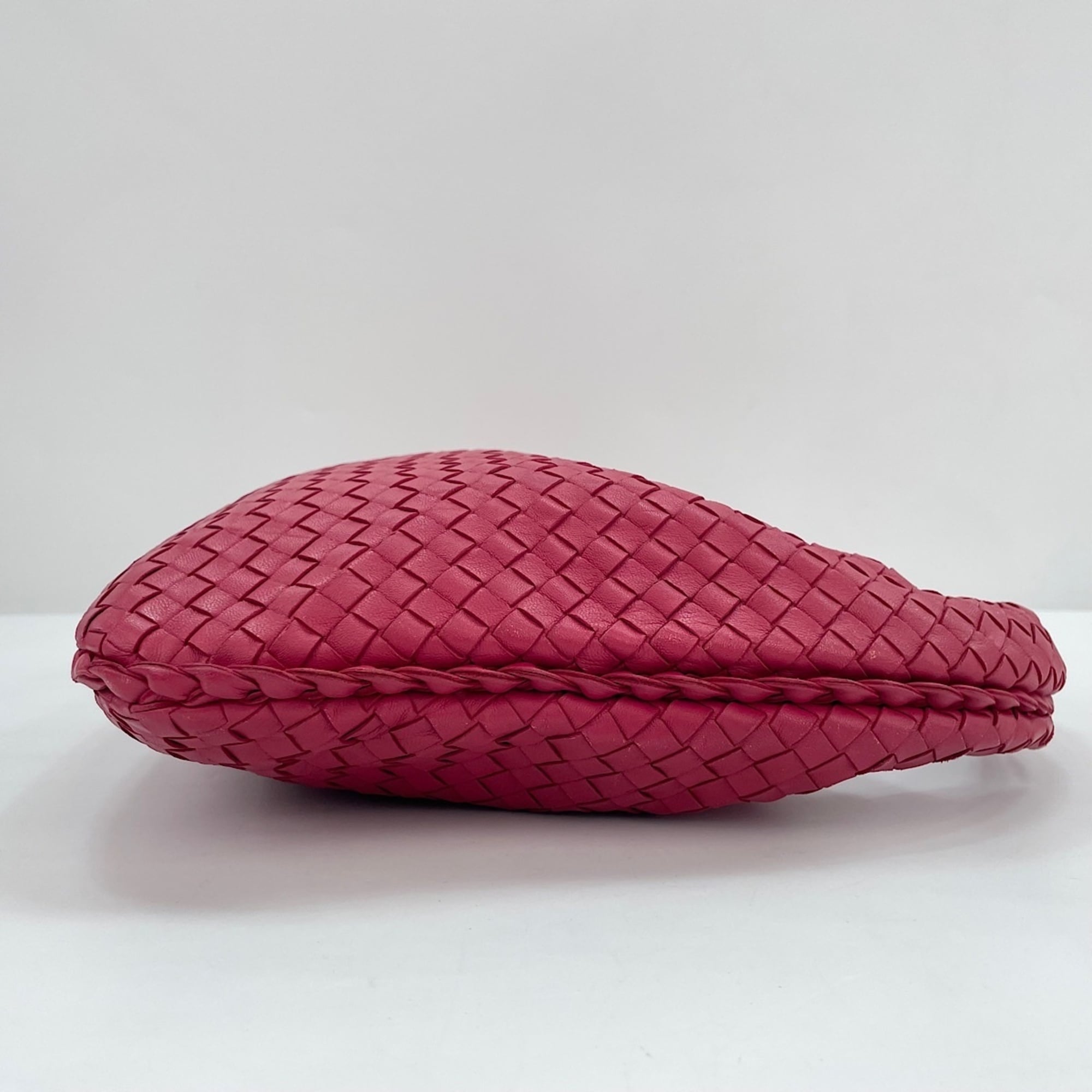 Bottega Veneta Red Color Shoulder Bag (Pre-Owned)