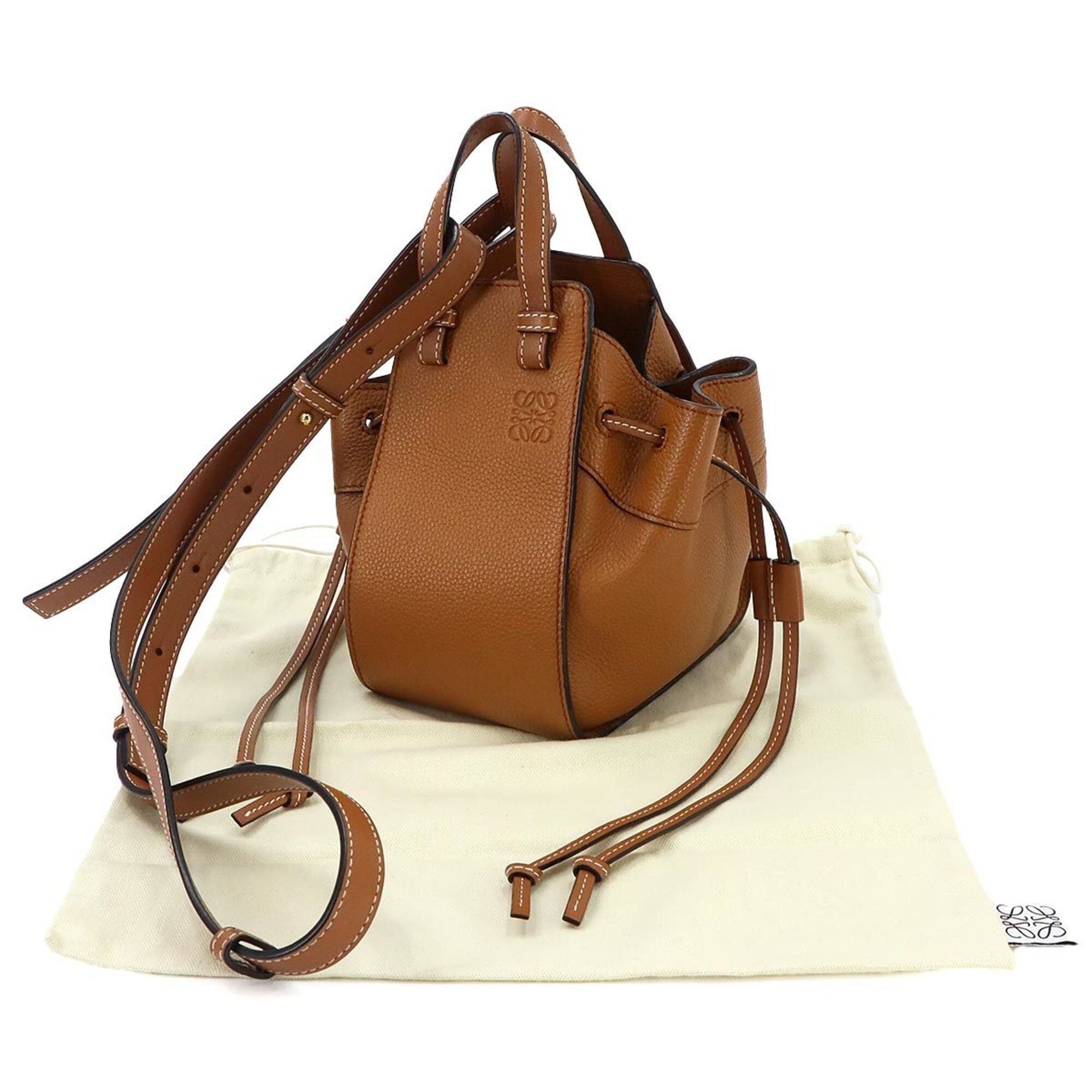 Loewe Brown Leather Handbag (Pre-Owned)