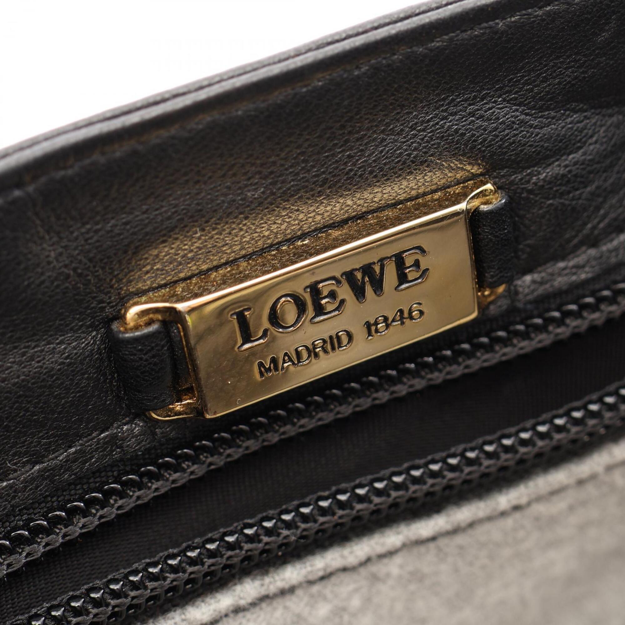 Loewe Black Leather Shoulder Bag (Pre-Owned)