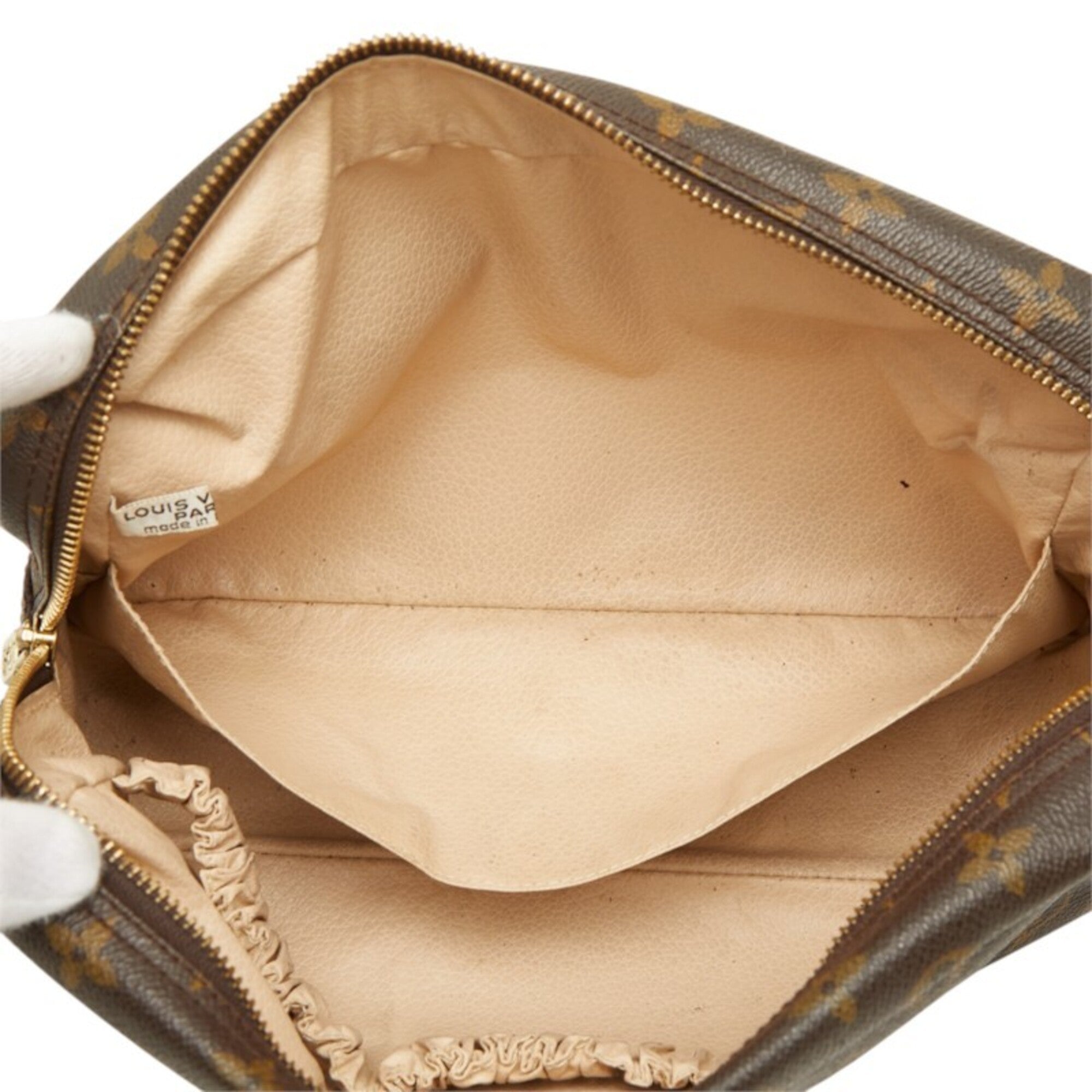 Louis Vuitton Brown Monogram Monogram Clutch Bag Pouch (Pre-Owned)
