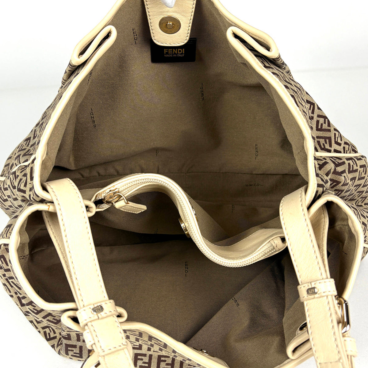 Fendi Beige White Canvas Leather Tote Bag (Pre-Owned)