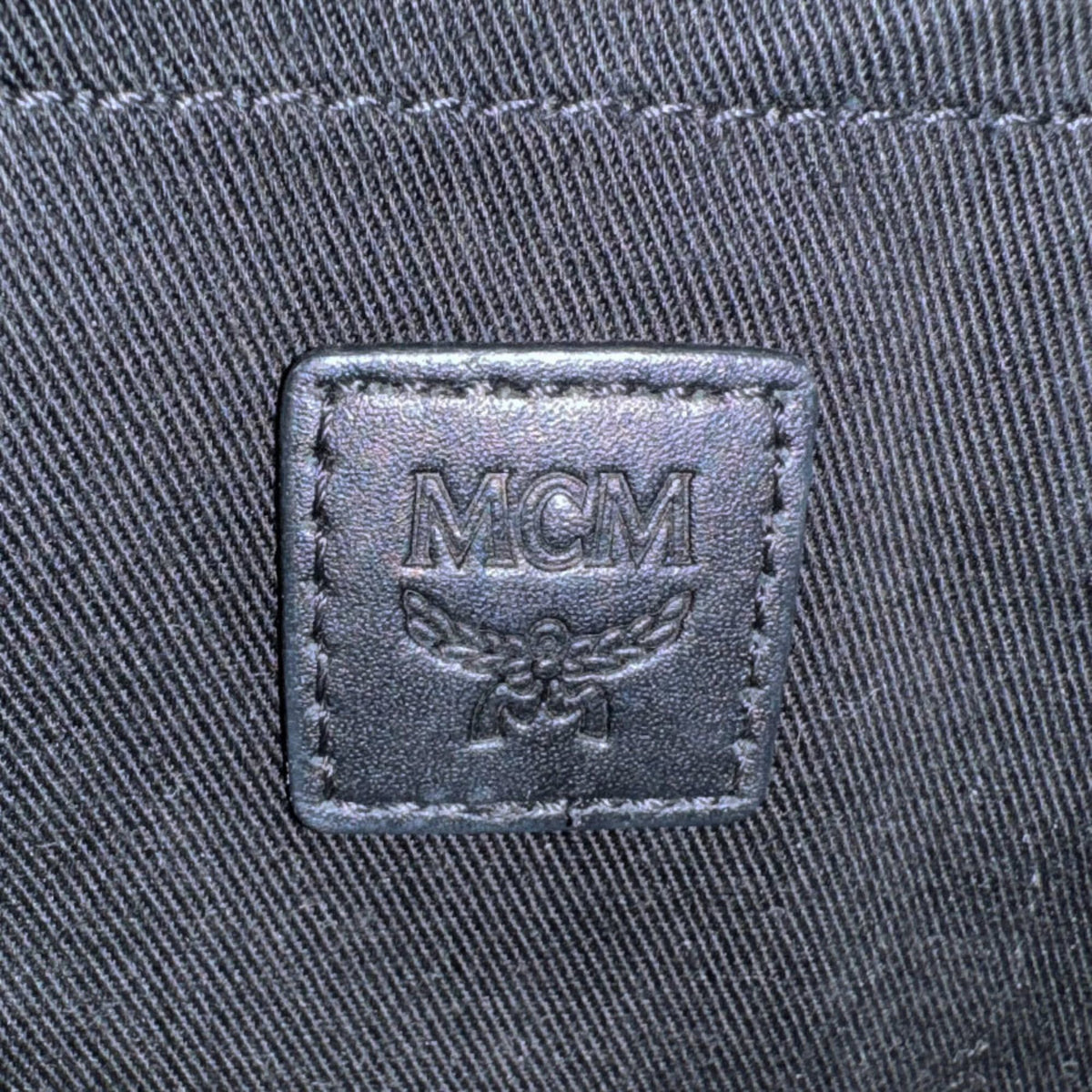 Mcm Black White Leather Handbag (Pre-Owned)