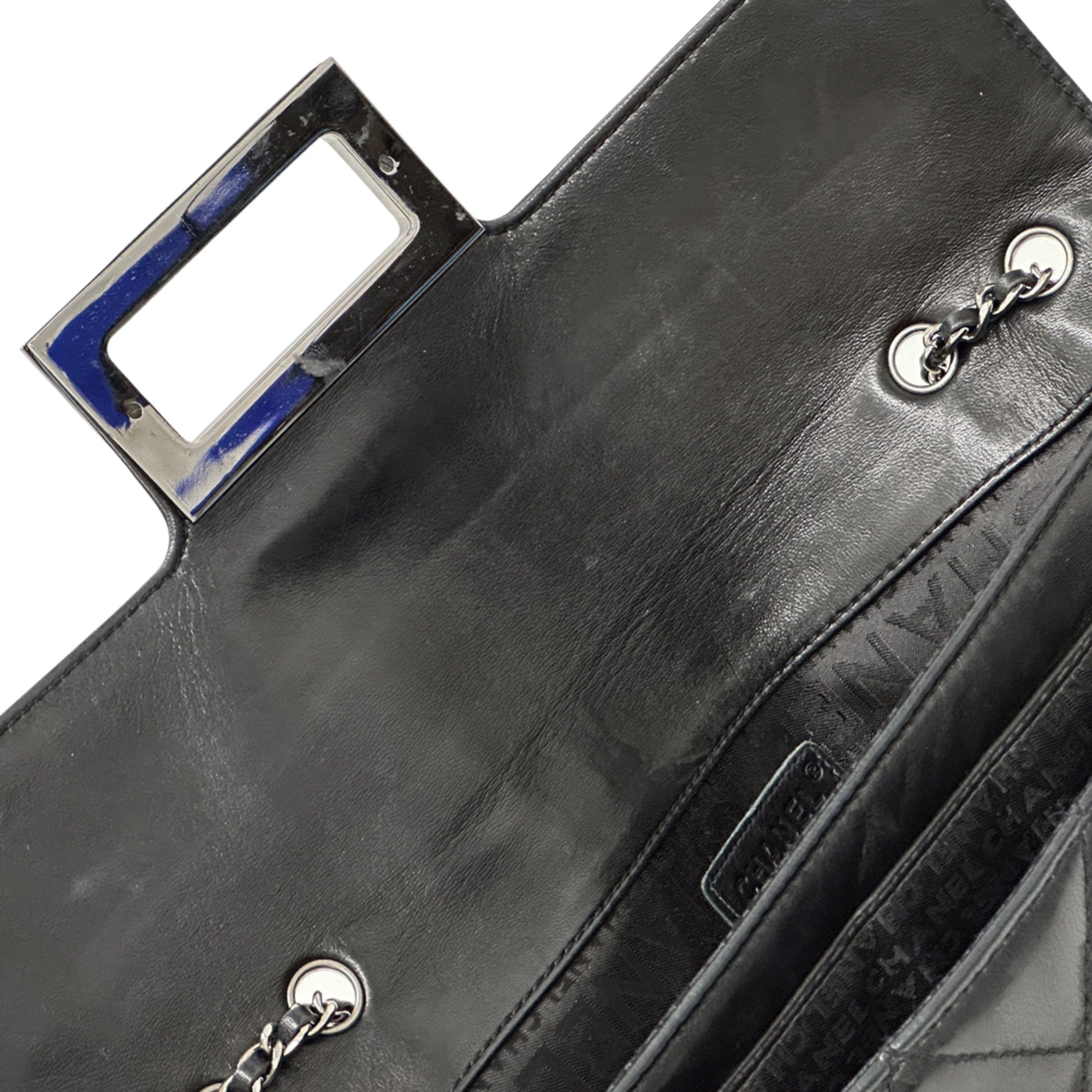 Chanel Black Leather Handbag Shoulder Bag (Pre-Owned)