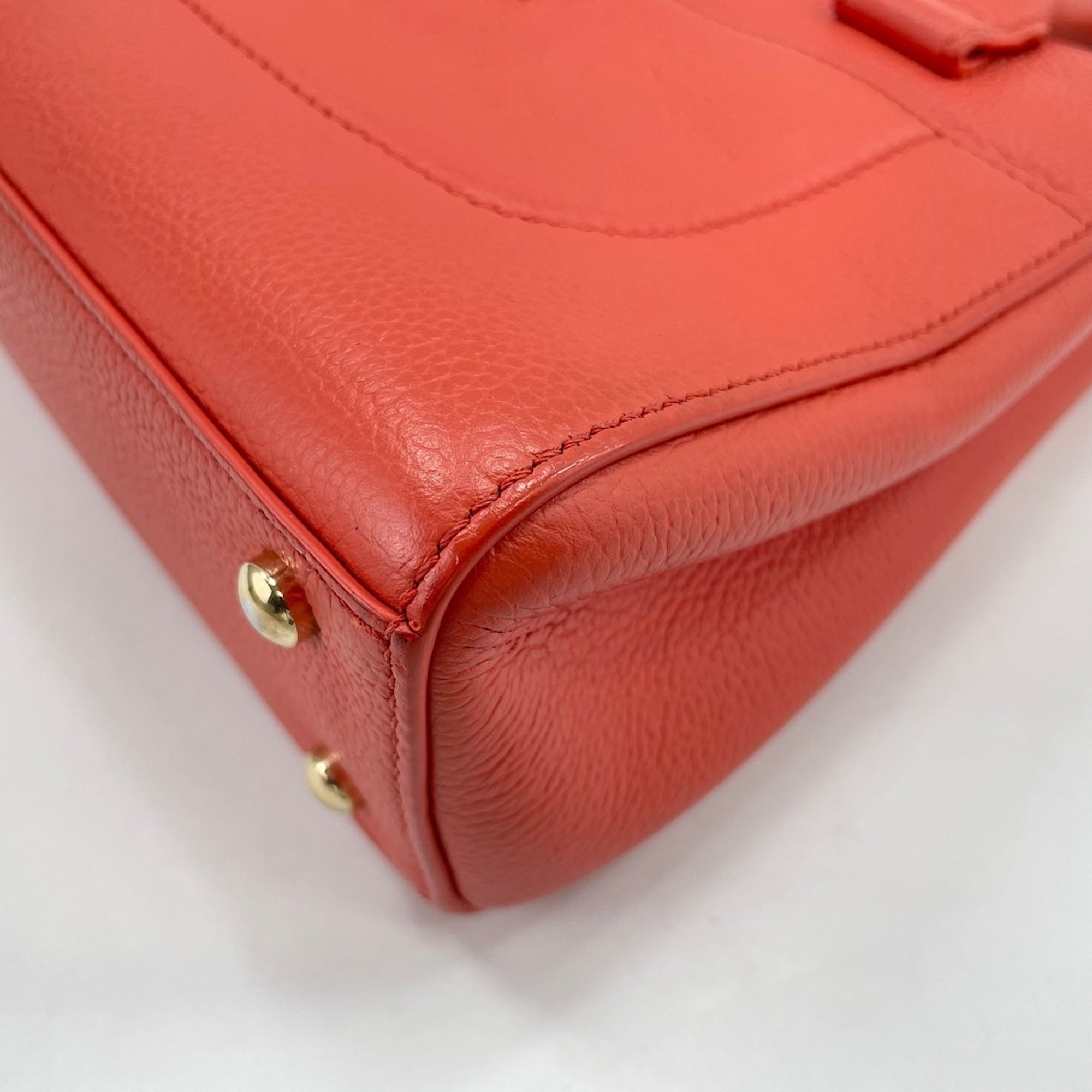 Chanel Red Color Handbag (Pre-Owned)