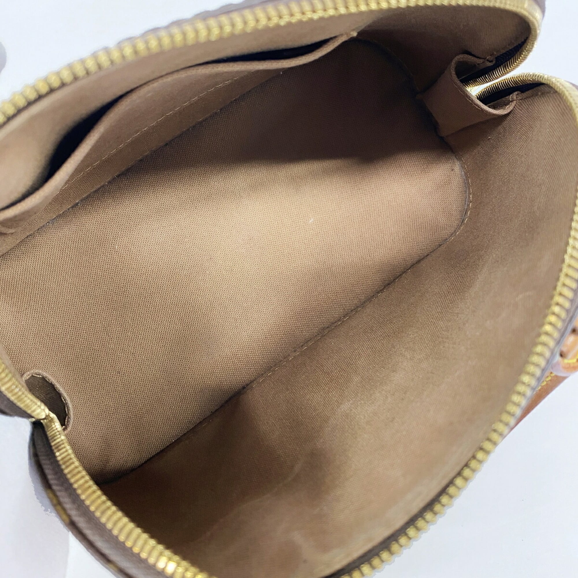 Louis Vuitton Brown Handbag (Pre-Owned)