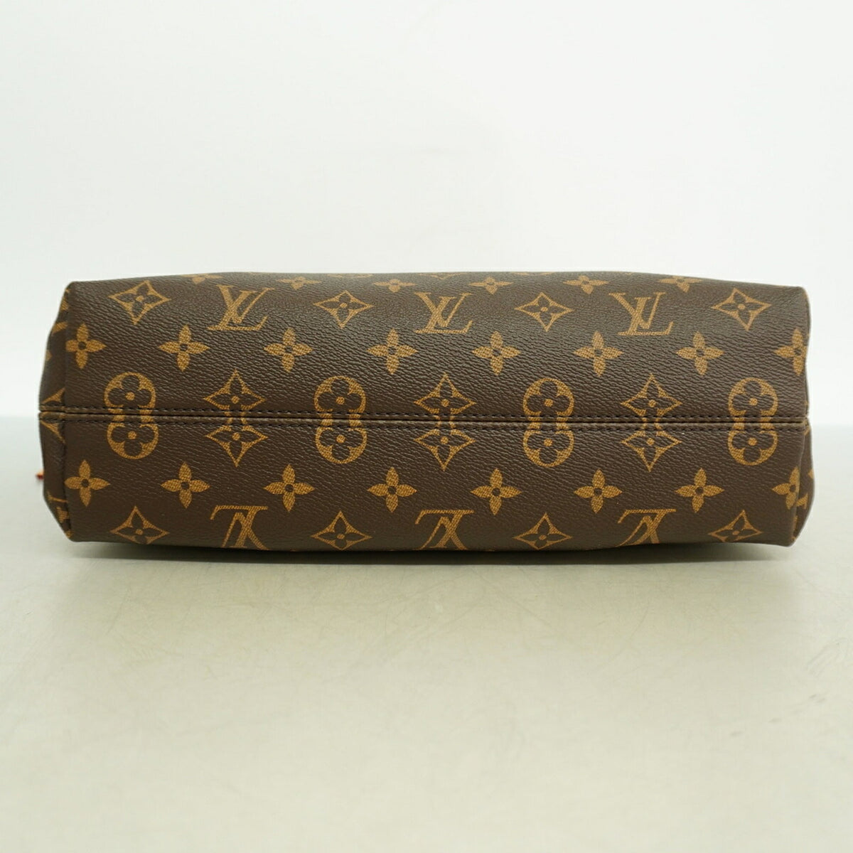 Louis Vuitton Brown Shoulder Bag (Pre-Owned)