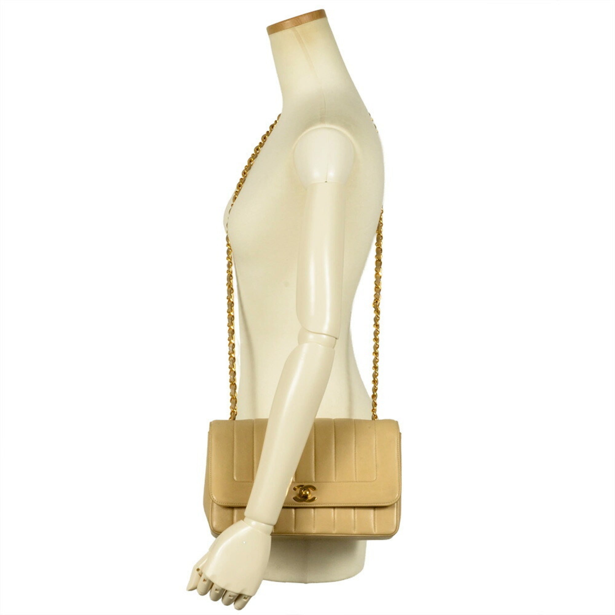 Chanel Beige Shoulder Bag (Pre-Owned)