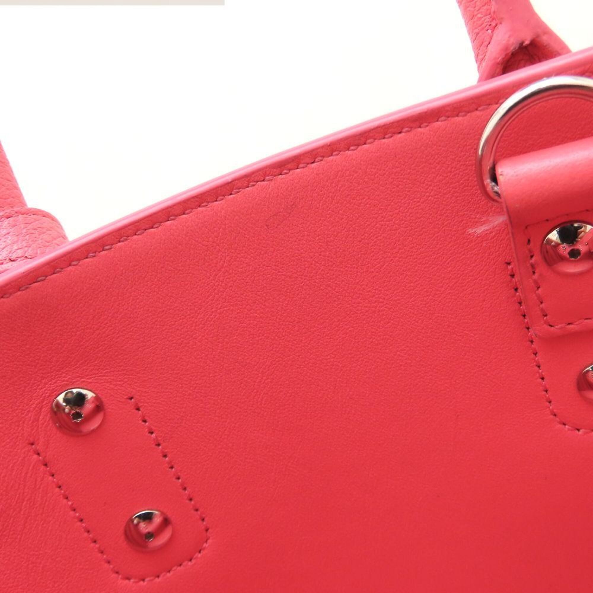 Yves Saint Laurent Sac De Jour Pink Leather Handbag (Pre-Owned)
