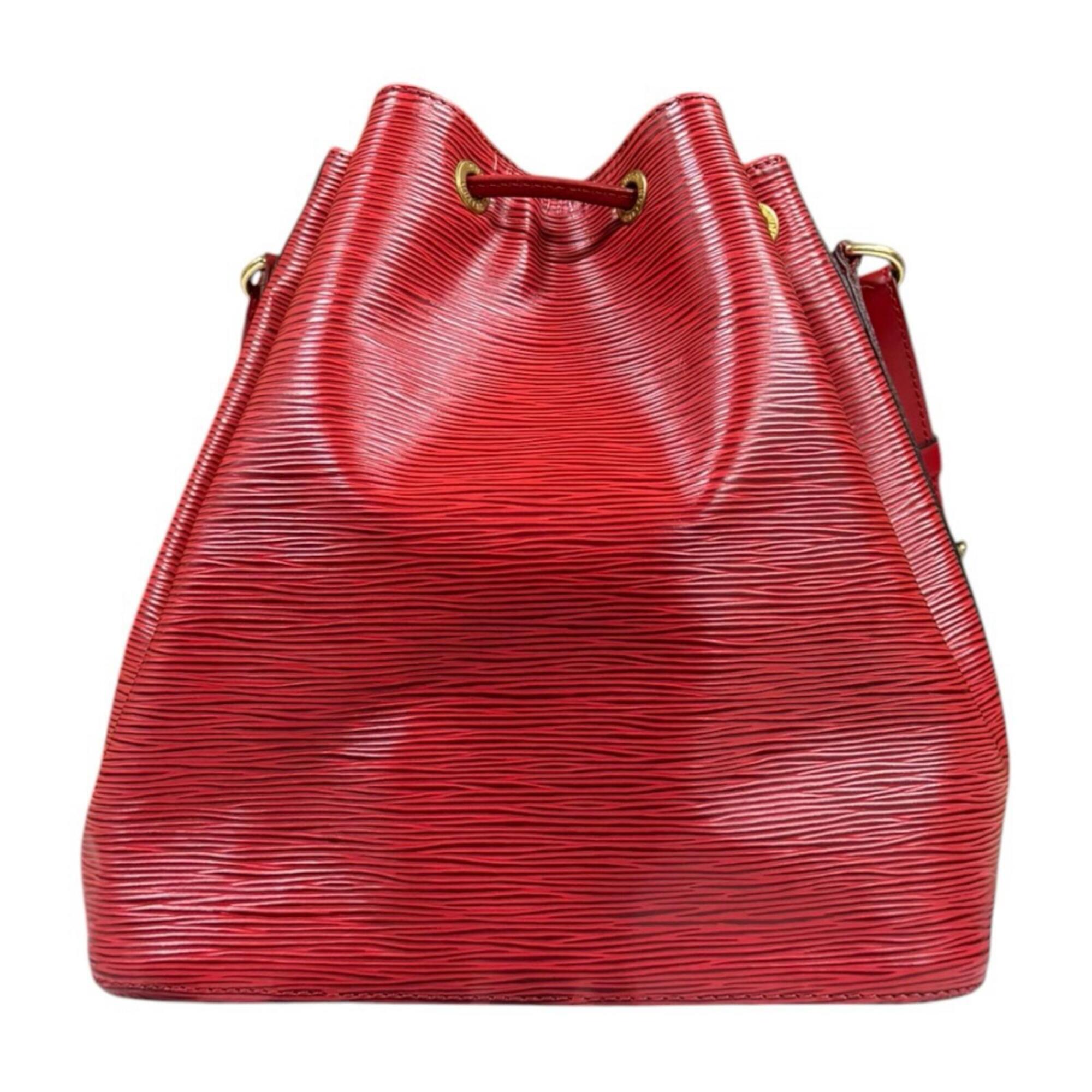 Louis Vuitton Castilian Red Red Color Epi Leather Shoulder Bag (Pre-Owned)