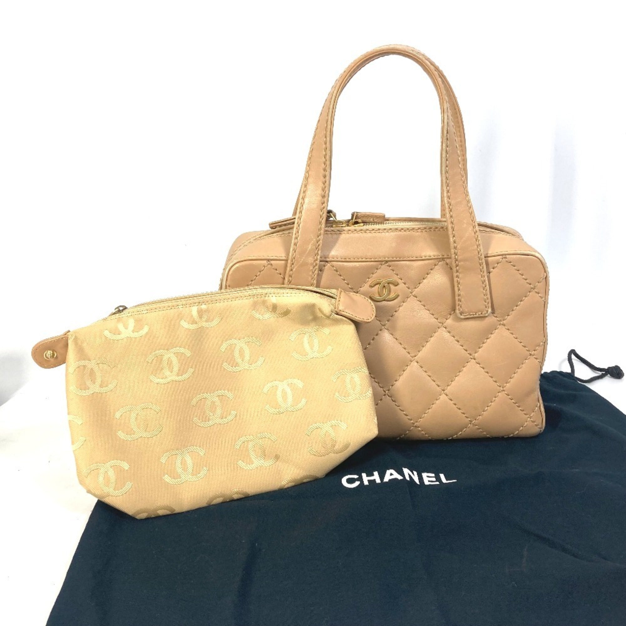 Chanel Wild Stitch Beige Leather Handbag (Pre-Owned)