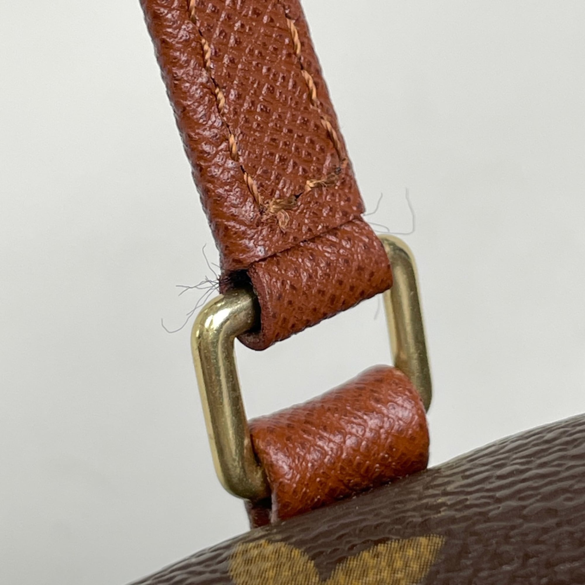 Louis Vuitton Brown Monogram Handbag (Pre-Owned)
