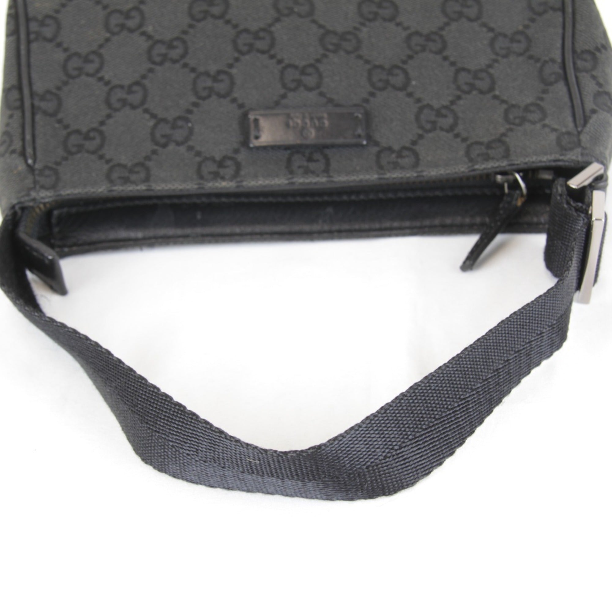 Gucci Black Gg Canvas Handbag (Pre-Owned)