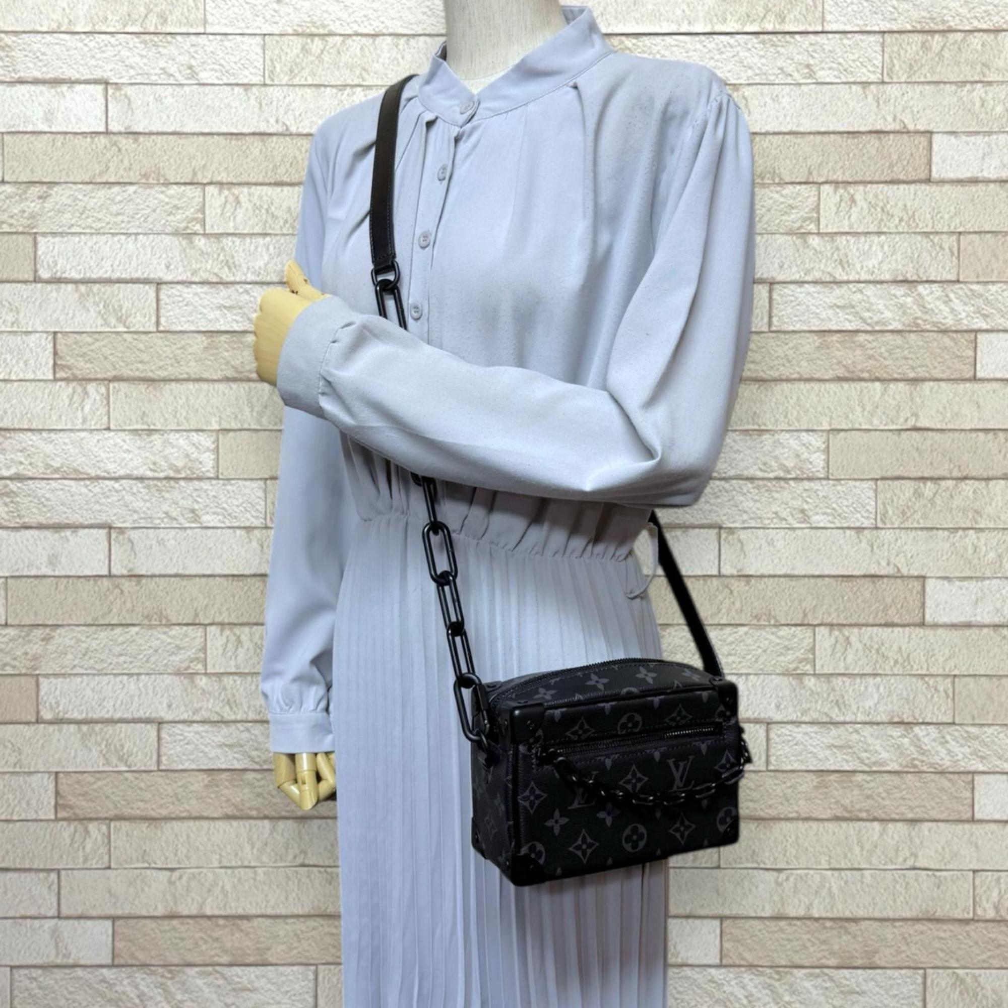 Louis Vuitton Black Gray Monogram Eclipse Monogram Eclipse Shoulder Bag (Pre-Owned)