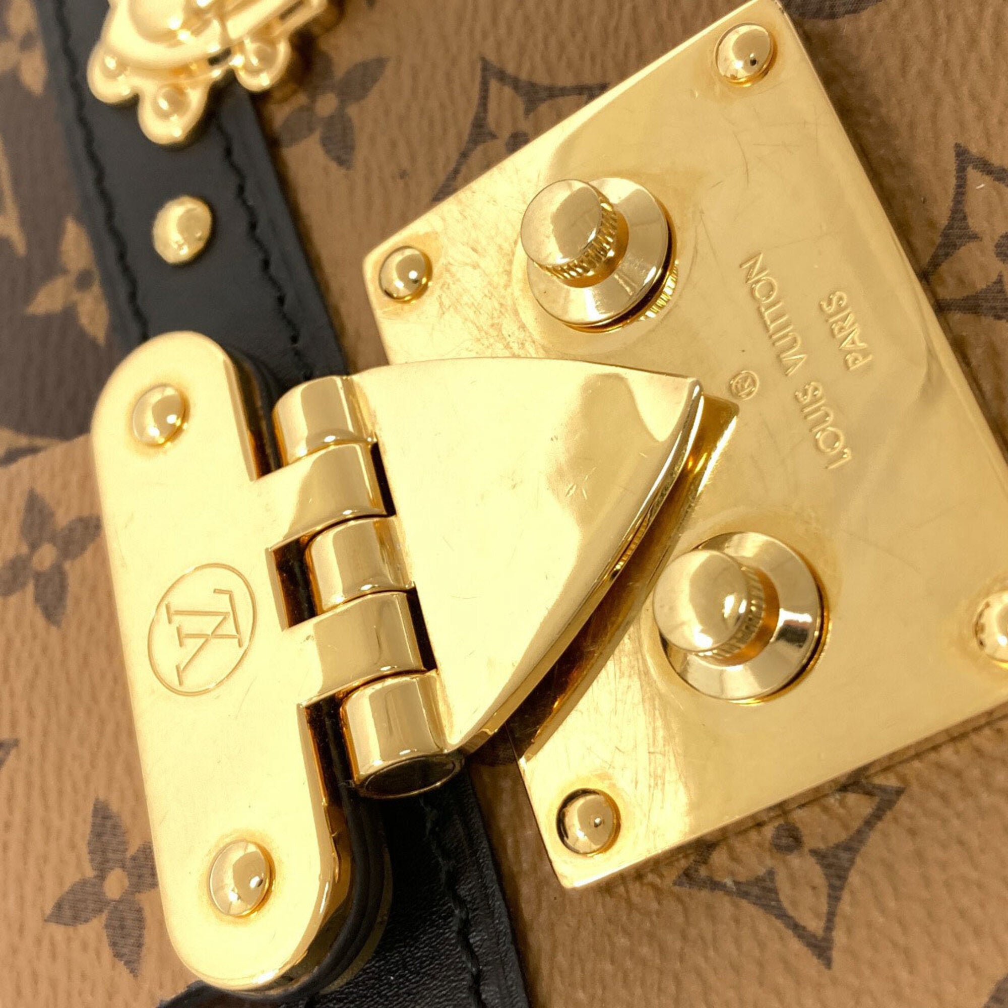 Louis Vuitton Monogram Reverse Brown Monogram Reverse Shoulder Bag (Pre-Owned)