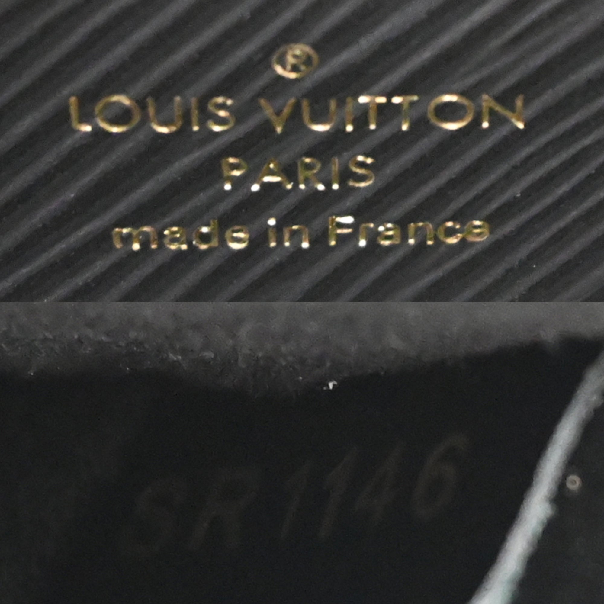 Louis Vuitton Black Epi Leather Shoulder Bag (Pre-Owned)