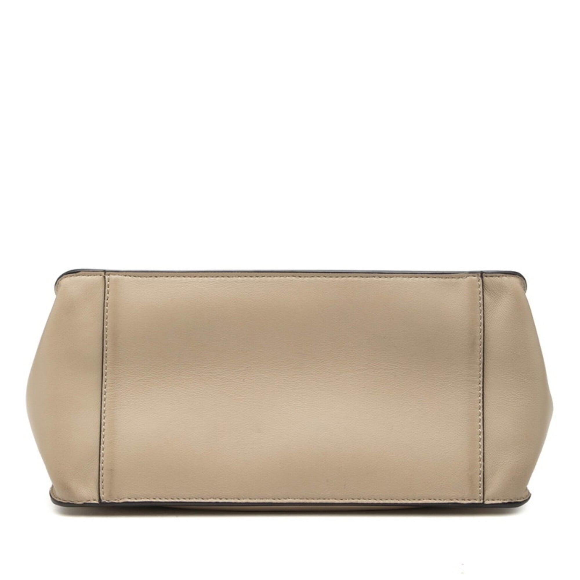 Fendi Beige Leather Handbag Shoulder Bag (Pre-Owned)