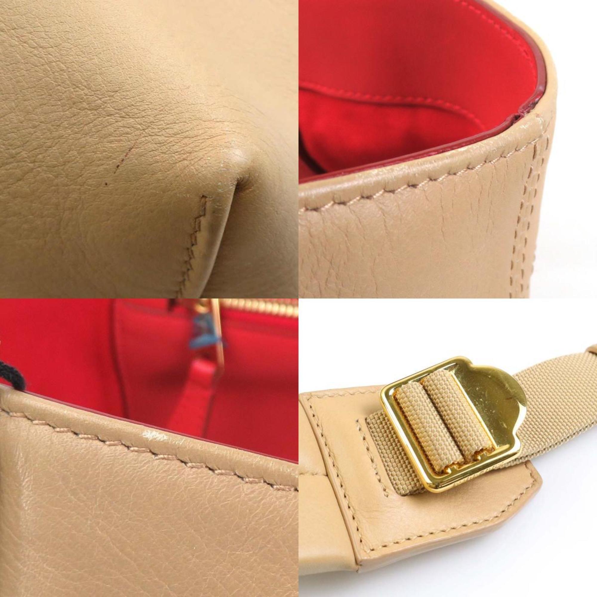 Burberry Beige Leather Shoulder Bag (Pre-Owned)