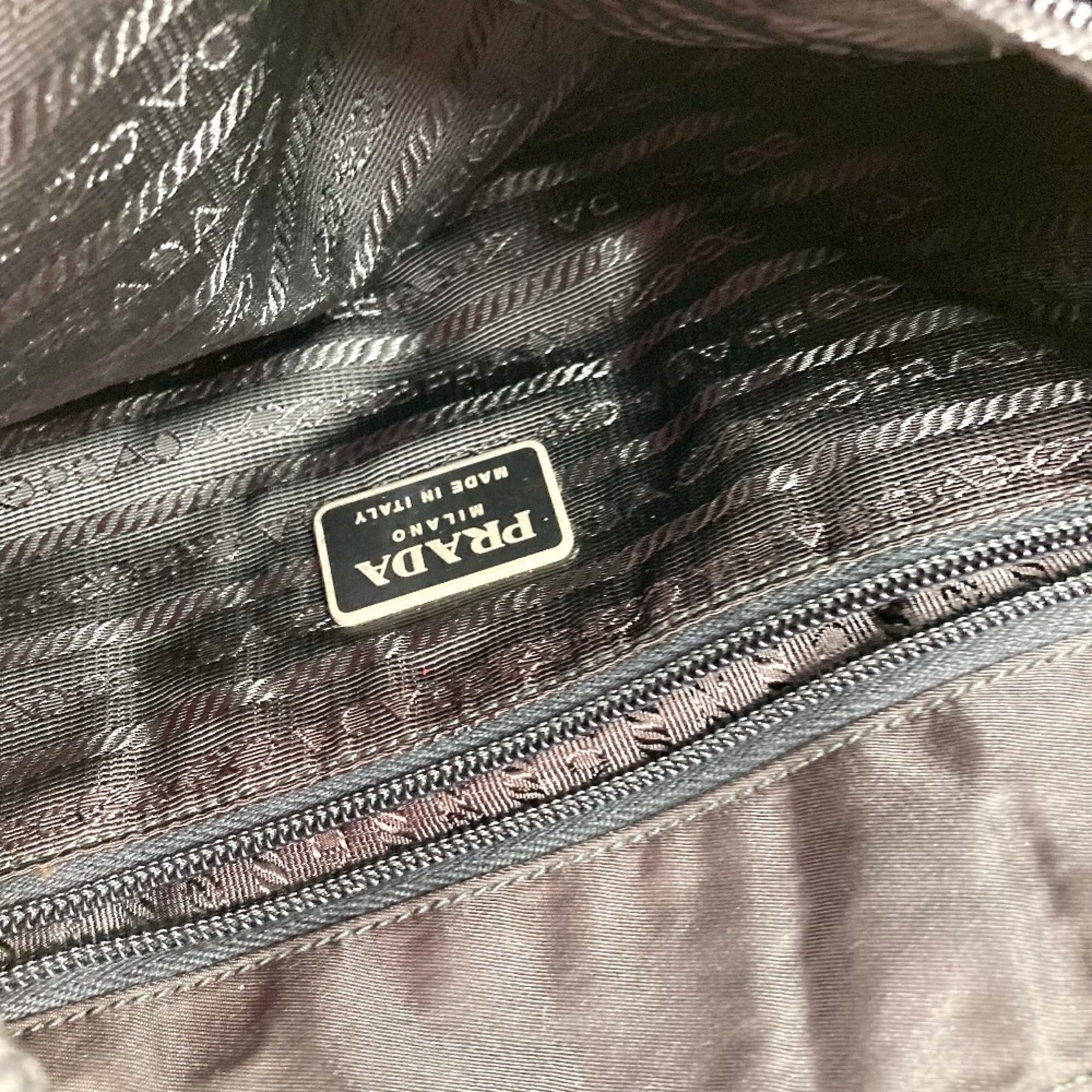 Prada Black Nylon Handbag Shoulder Bag Tote Bag (Pre-Owned)
