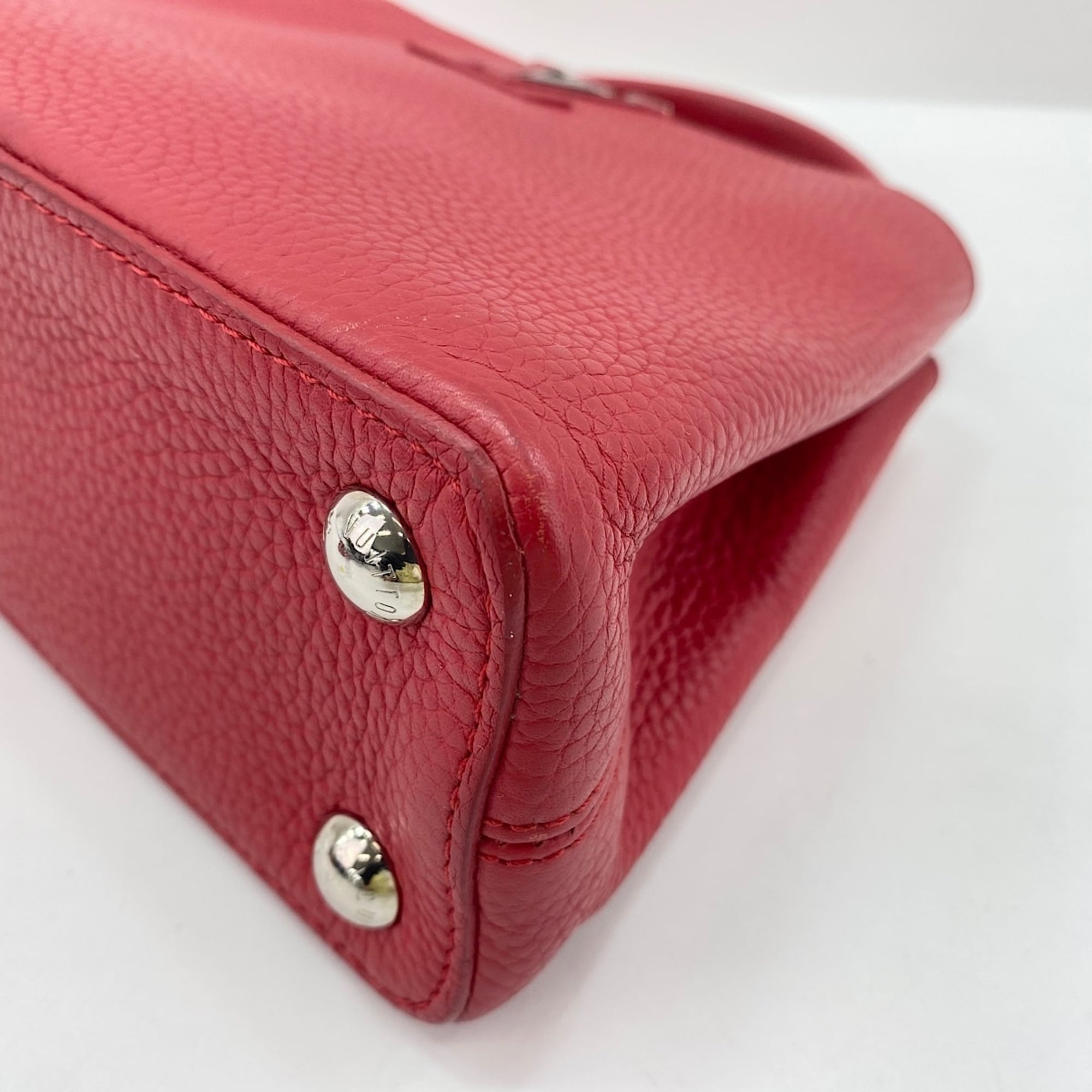 Louis Vuitton Red Color Handbag (Pre-Owned)
