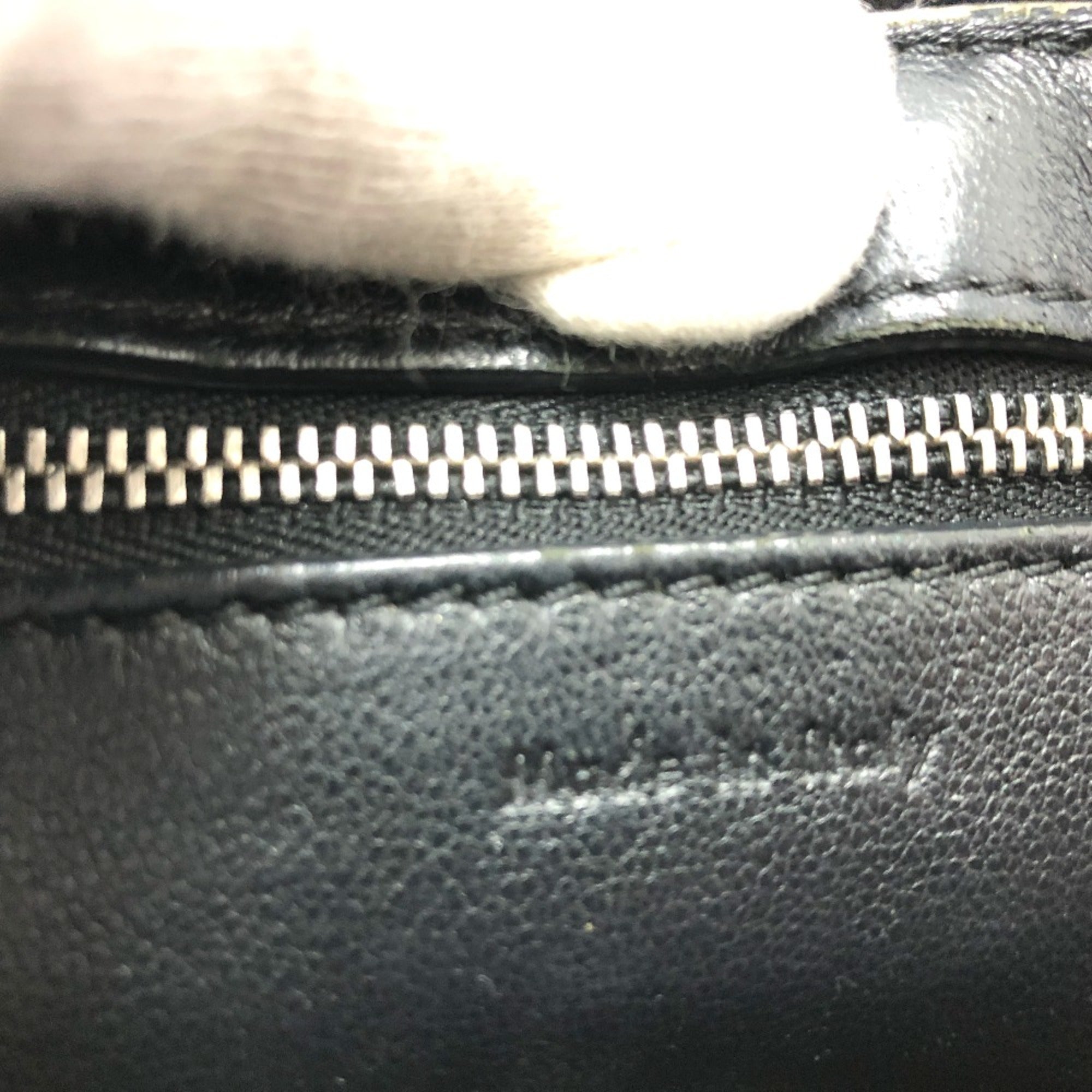 Celine Black Leather Shoulder Bag (Pre-Owned)