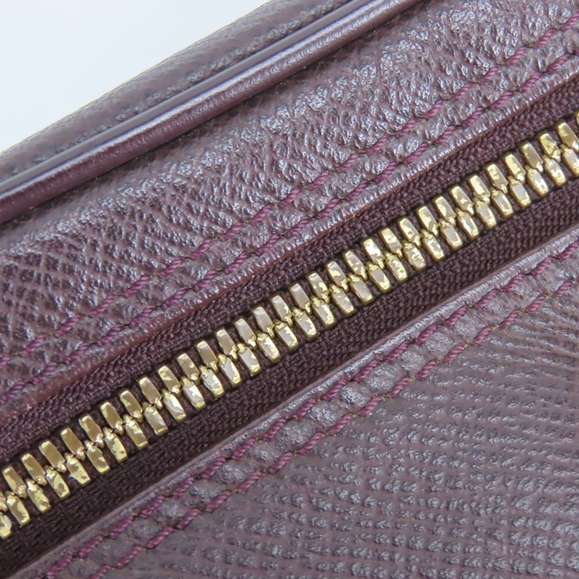 Louis Vuitton Acajou Galle Taiga Leather Shoulder Bag (Pre-Owned)