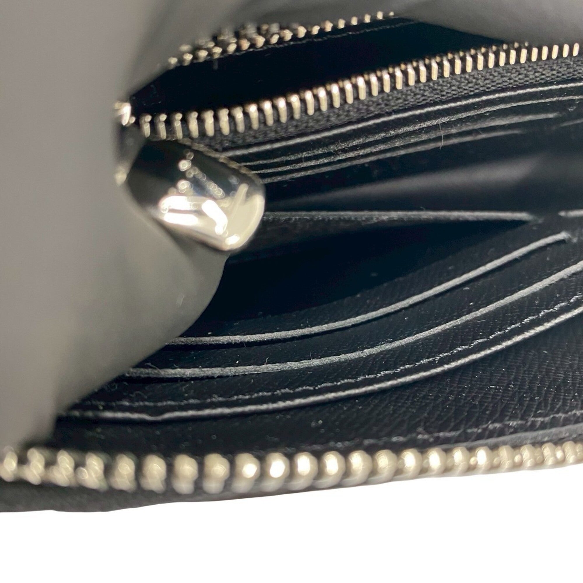 Louis Vuitton Black Leather Long Wallet (Bi-Fold) (Pre-Owned)
