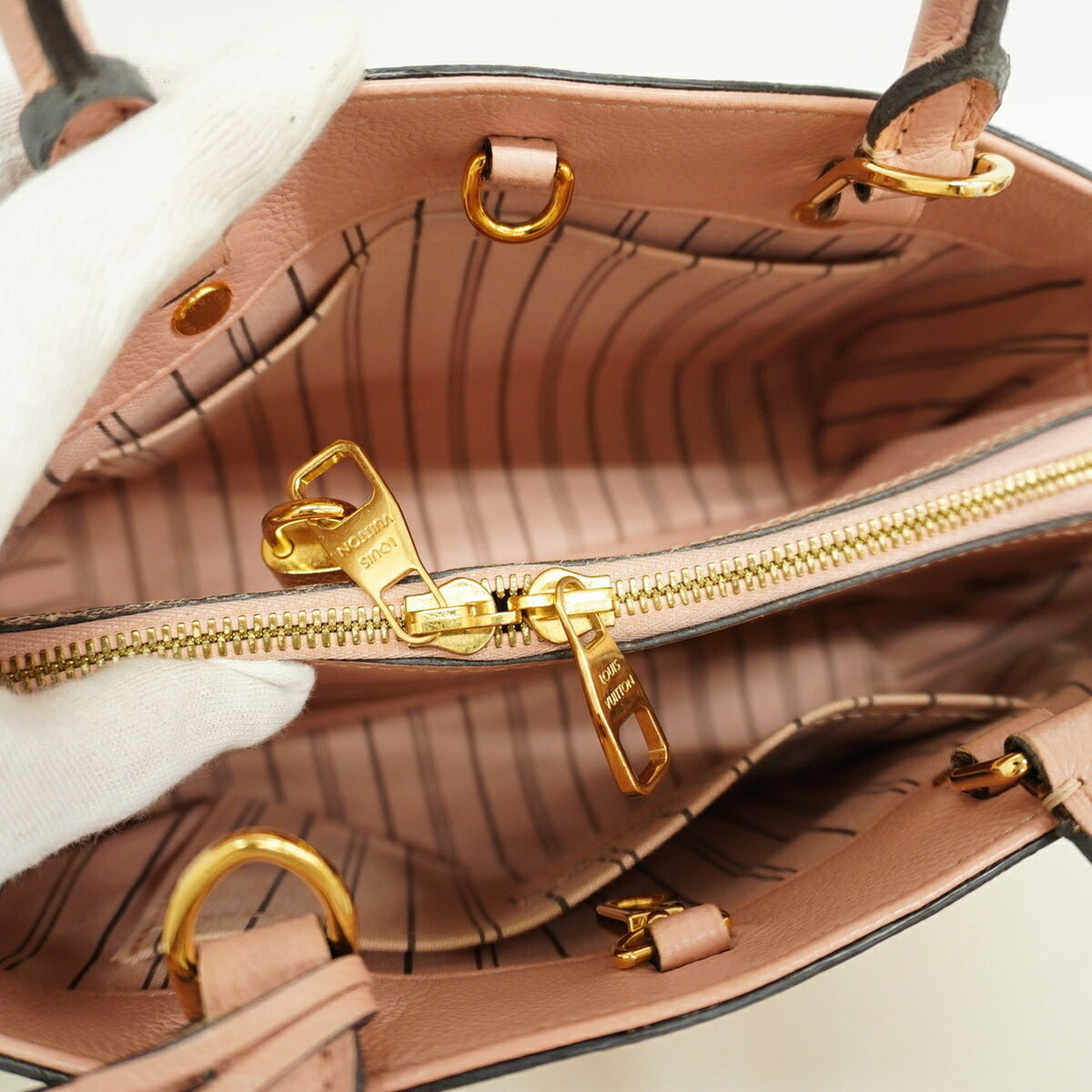 Louis Vuitton Rose Poudre Handbag (Pre-Owned)
