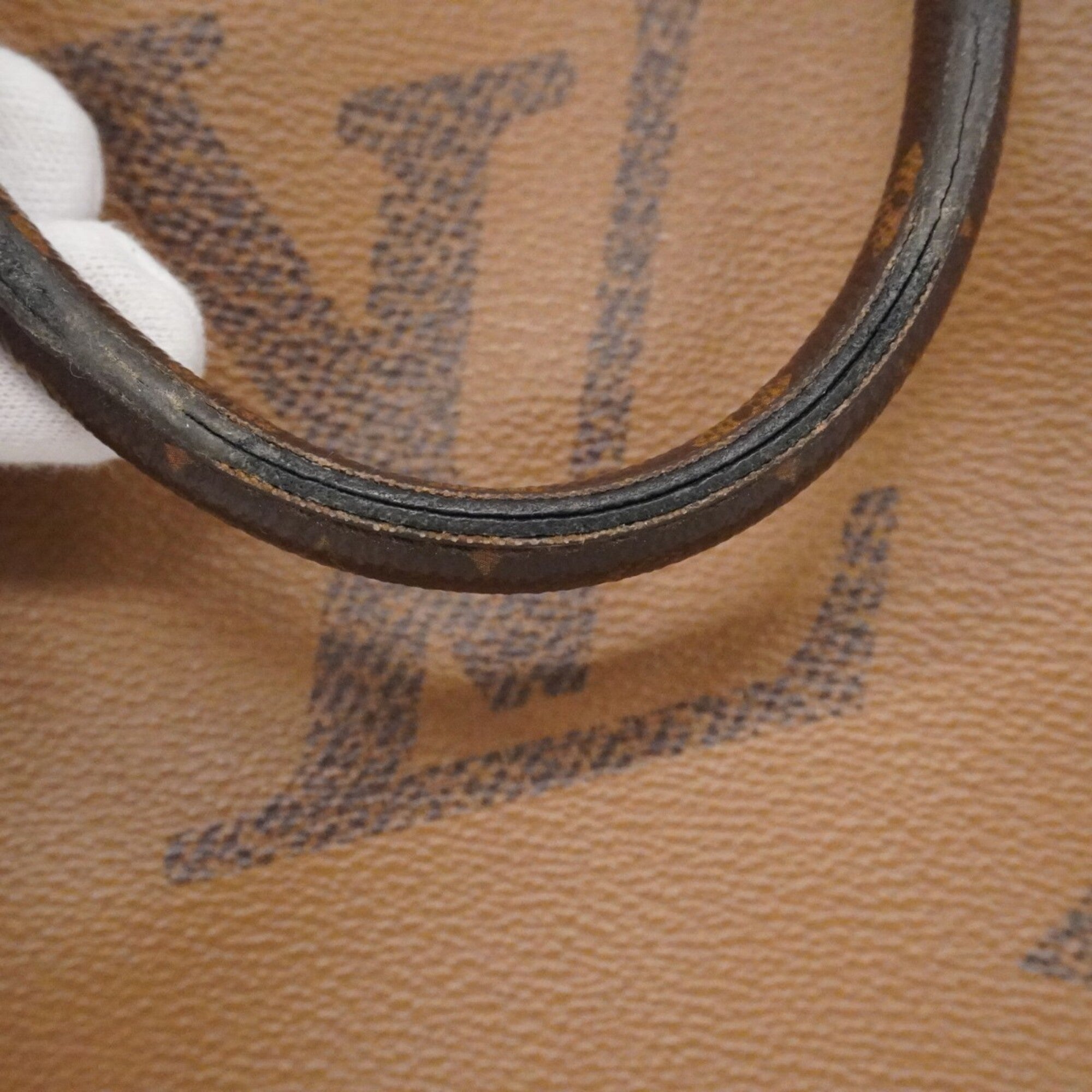 Louis Vuitton Brown Tote Bag (Pre-Owned)