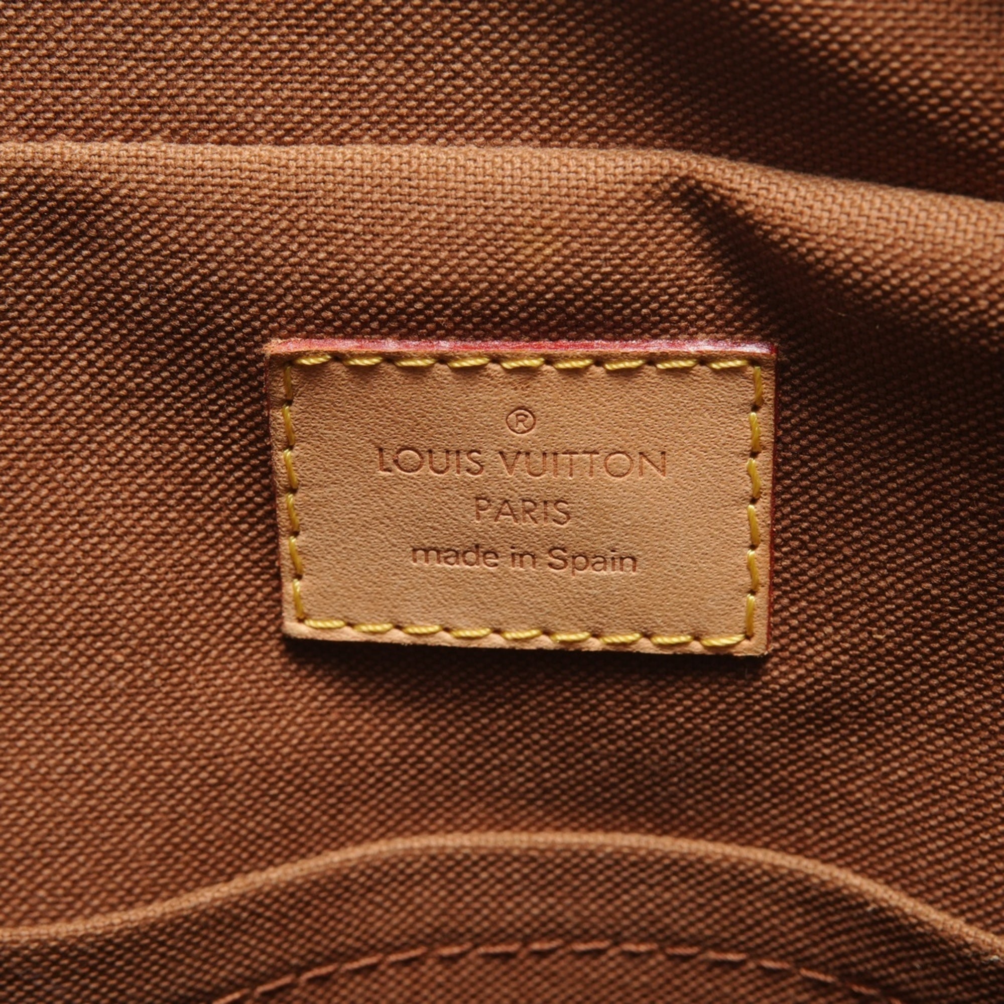 Louis Vuitton Brown Monogram Monogram Shoulder Bag (Pre-Owned)