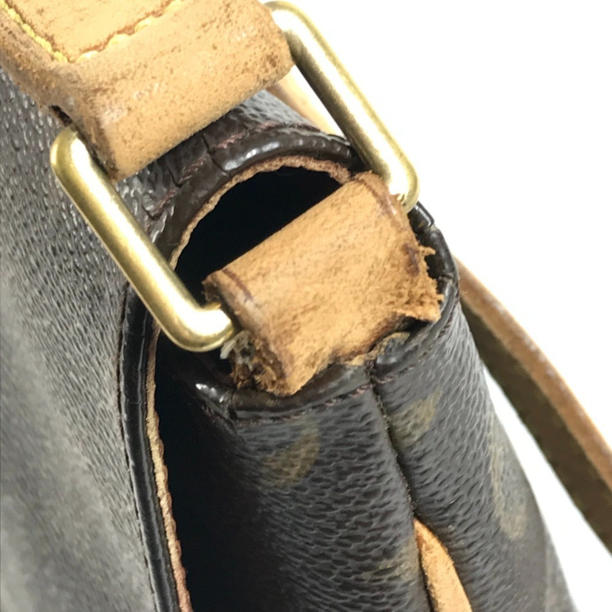 Louis Vuitton Brown Monogram Shoulder Bag (Pre-Owned)