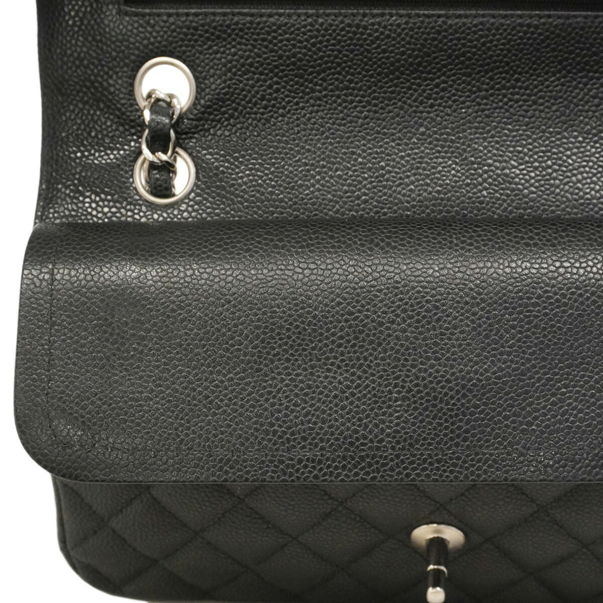 Chanel Black Grained Calfskin Shoulder Bag (Pre-Owned)