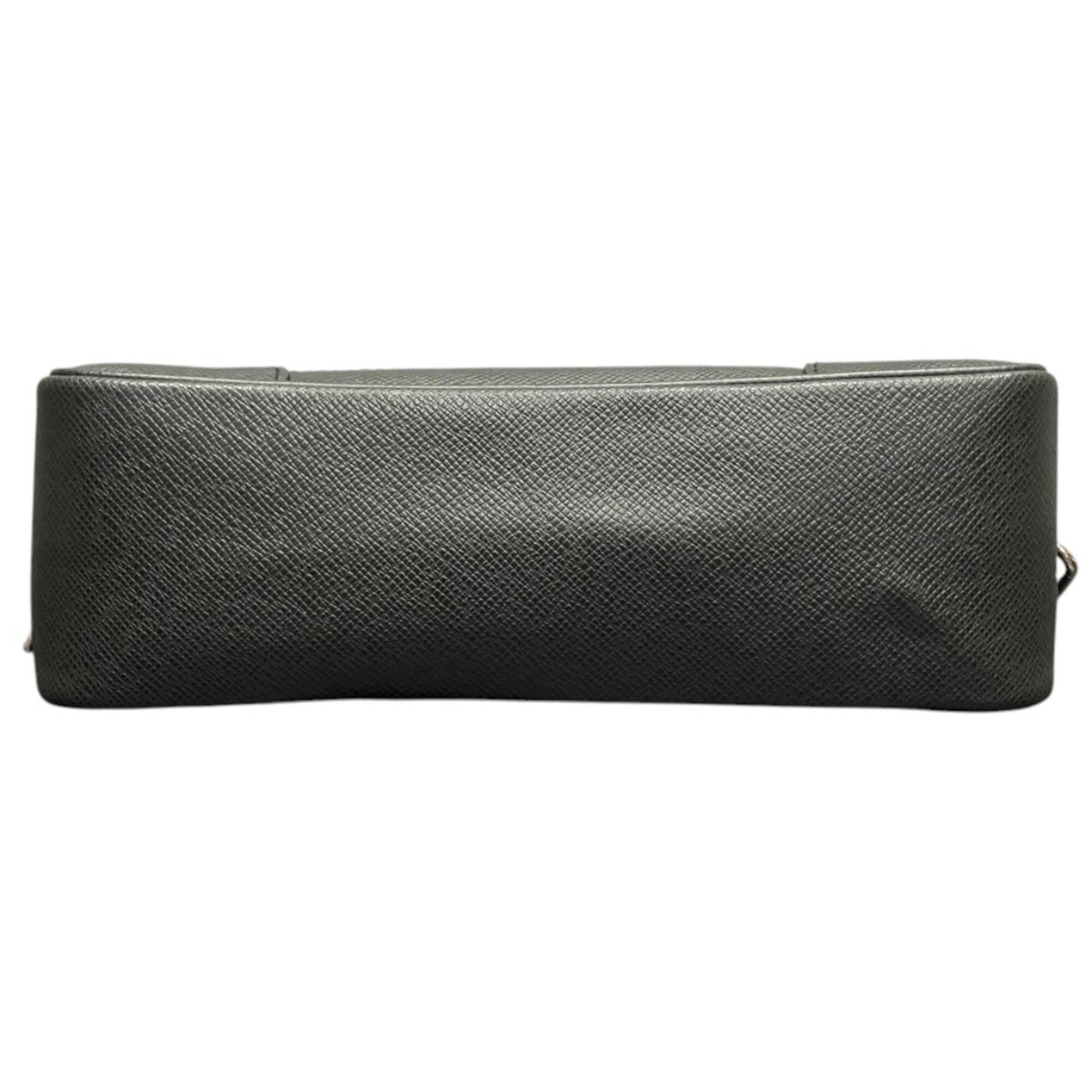 Louis Vuitton Taiga Ardoise Black Leather Clutch Bag (Pre-Owned)