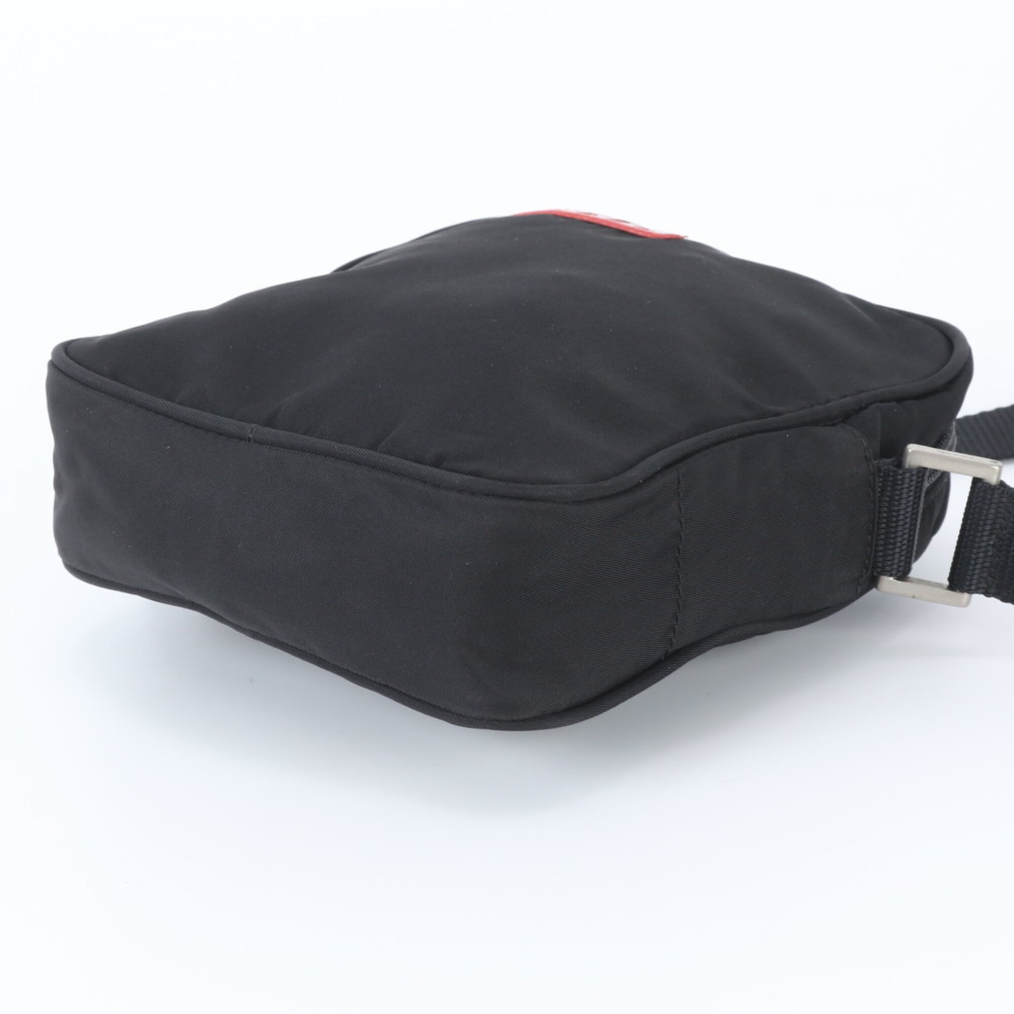 Prada Black Nylon Leather Shoulder Bag (Pre-Owned)