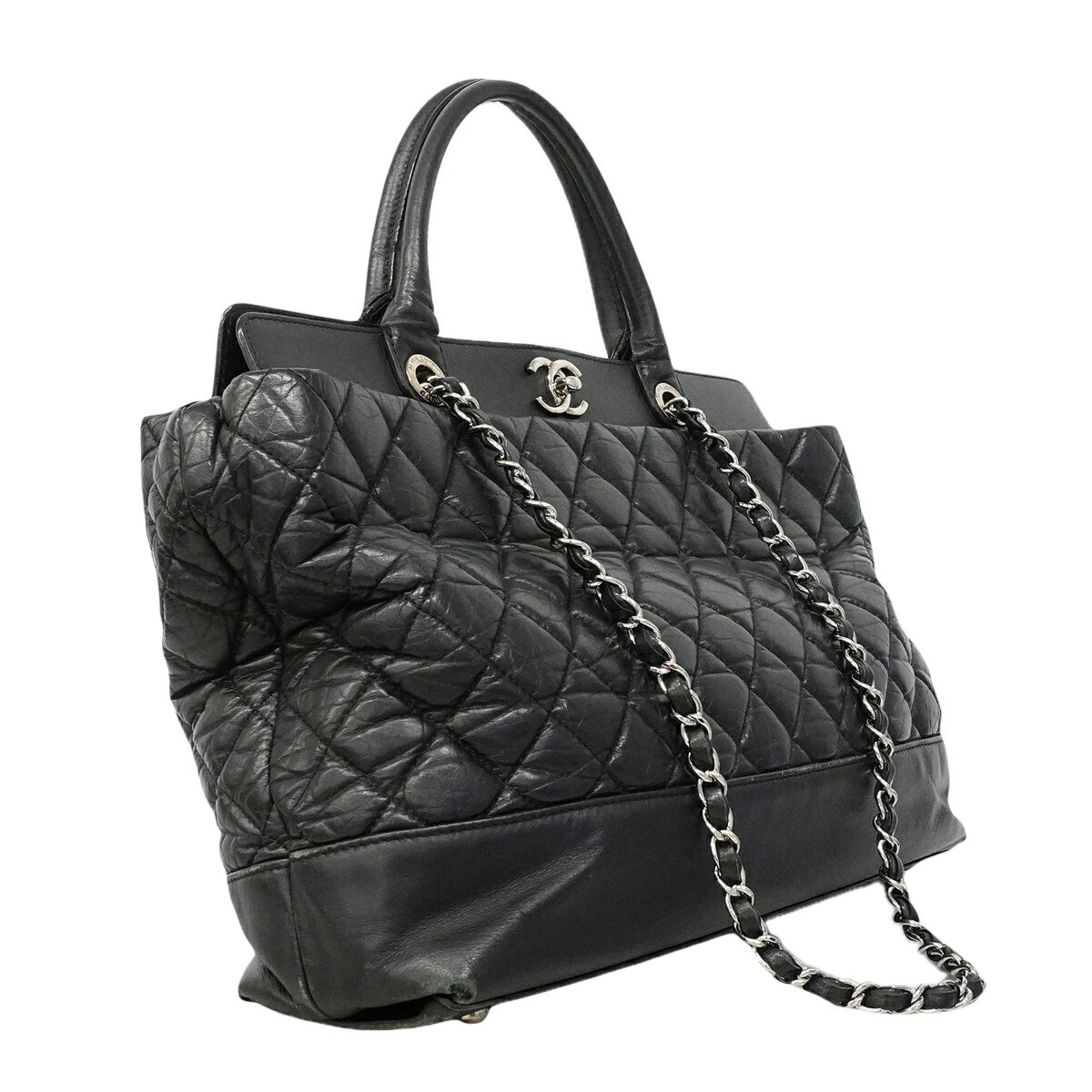 Chanel Black Leather Handbag (Pre-Owned)