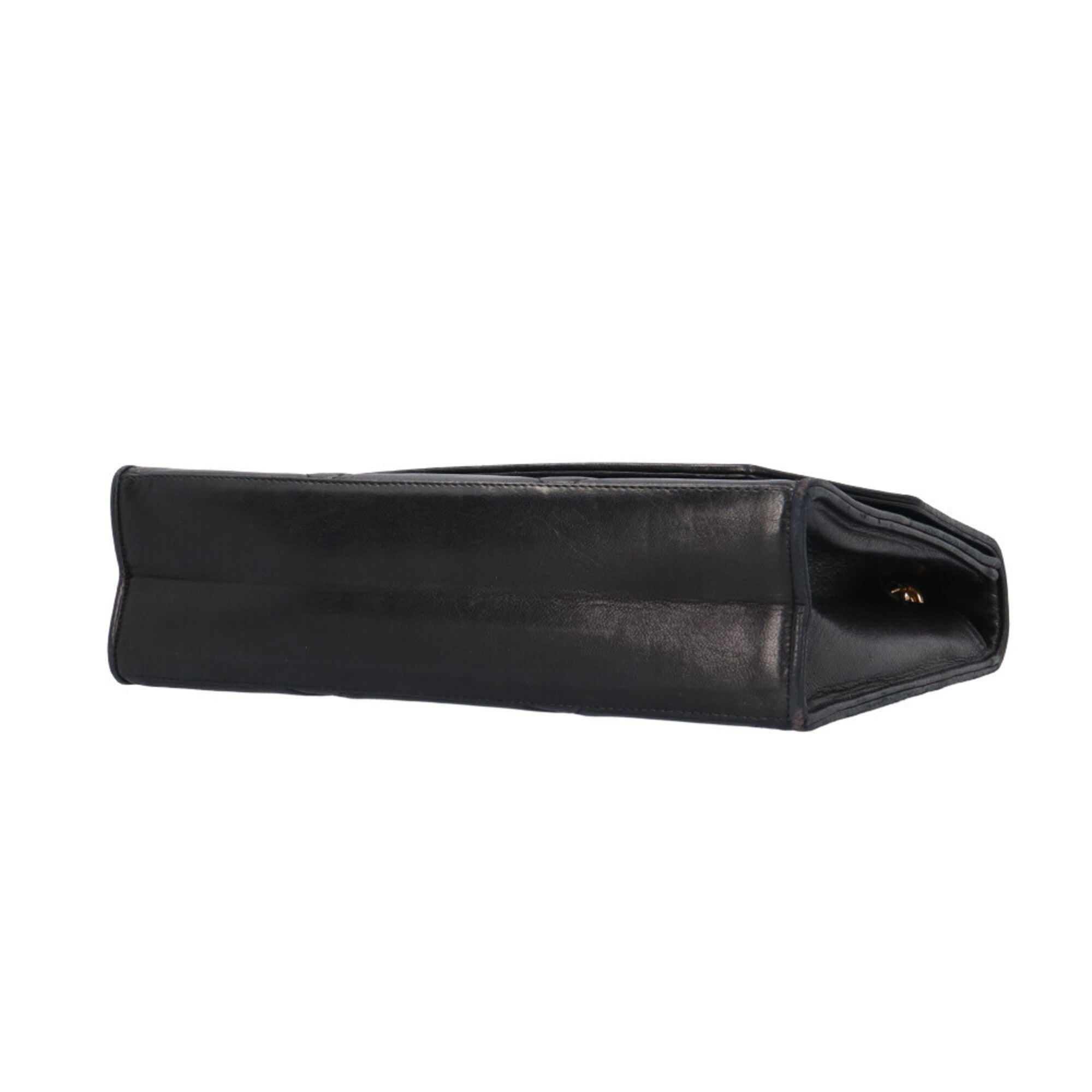 Chanel Black Leather Shoulder Bag (Pre-Owned)