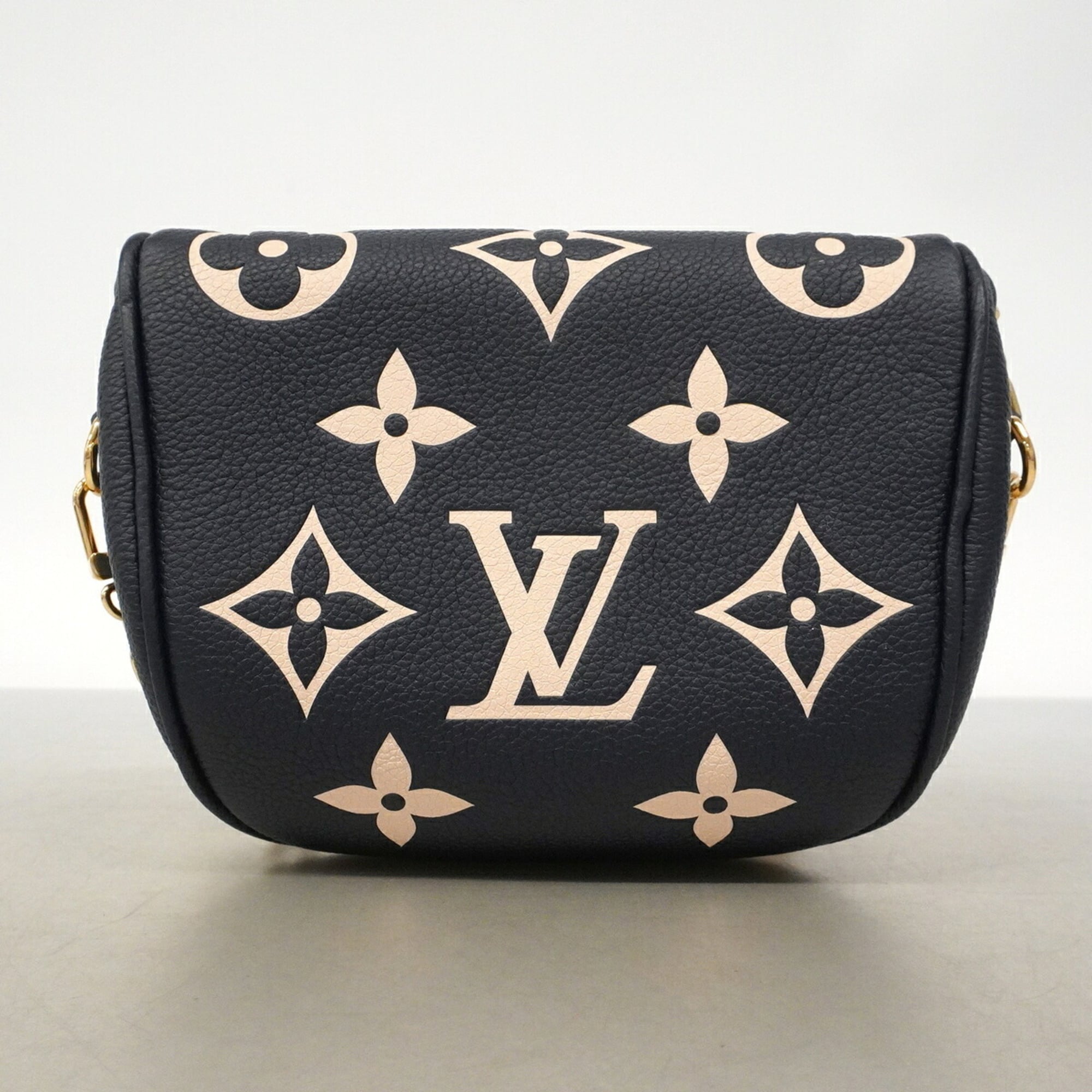 Louis Vuitton Cream Navy Shoulder Bag (Pre-Owned)