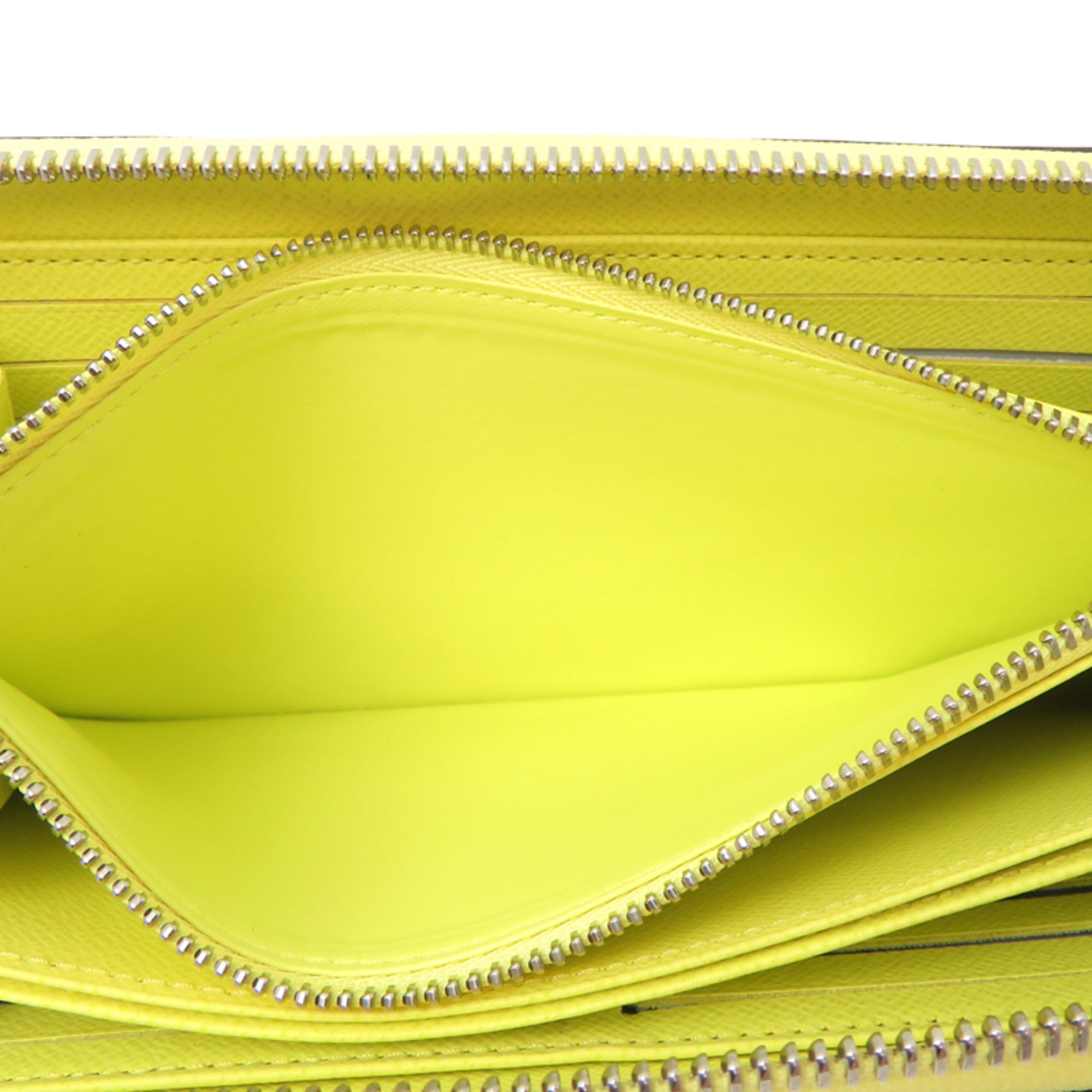 Louis Vuitton Epi Leather Long Wallet (Bi-Fold) (Pre-Owned)