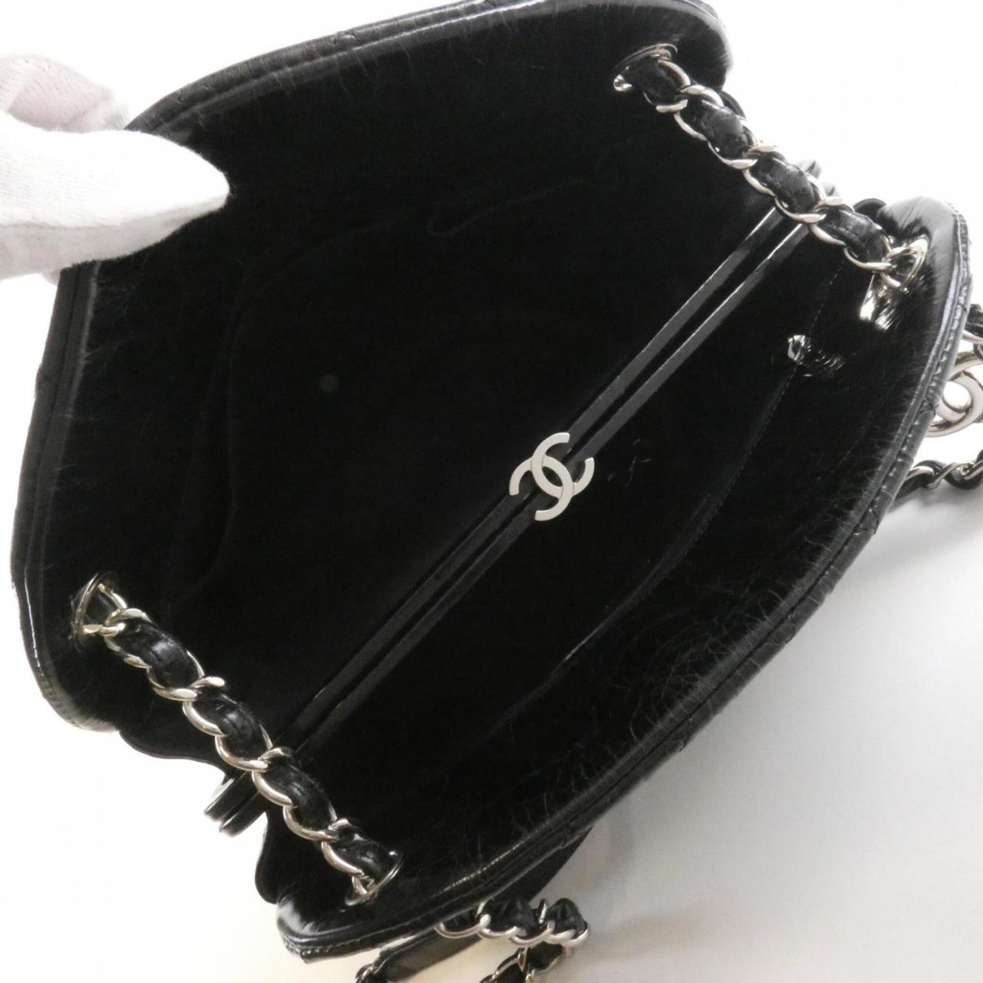 Chanel Black Leather Shoulder Bag (Pre-Owned)