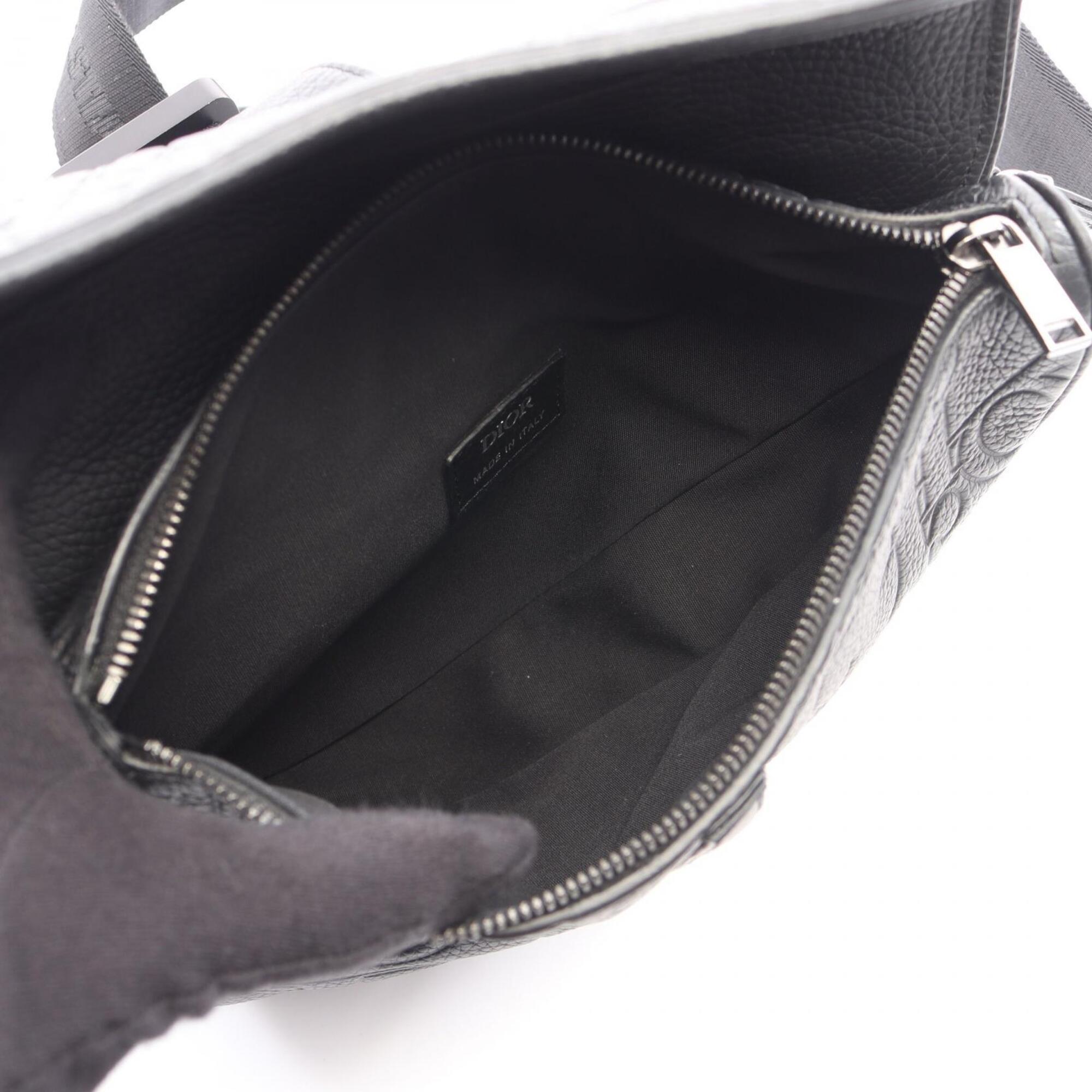 Christian Dior Black Leather Fanny Pack Handbag (Pre-Owned)
