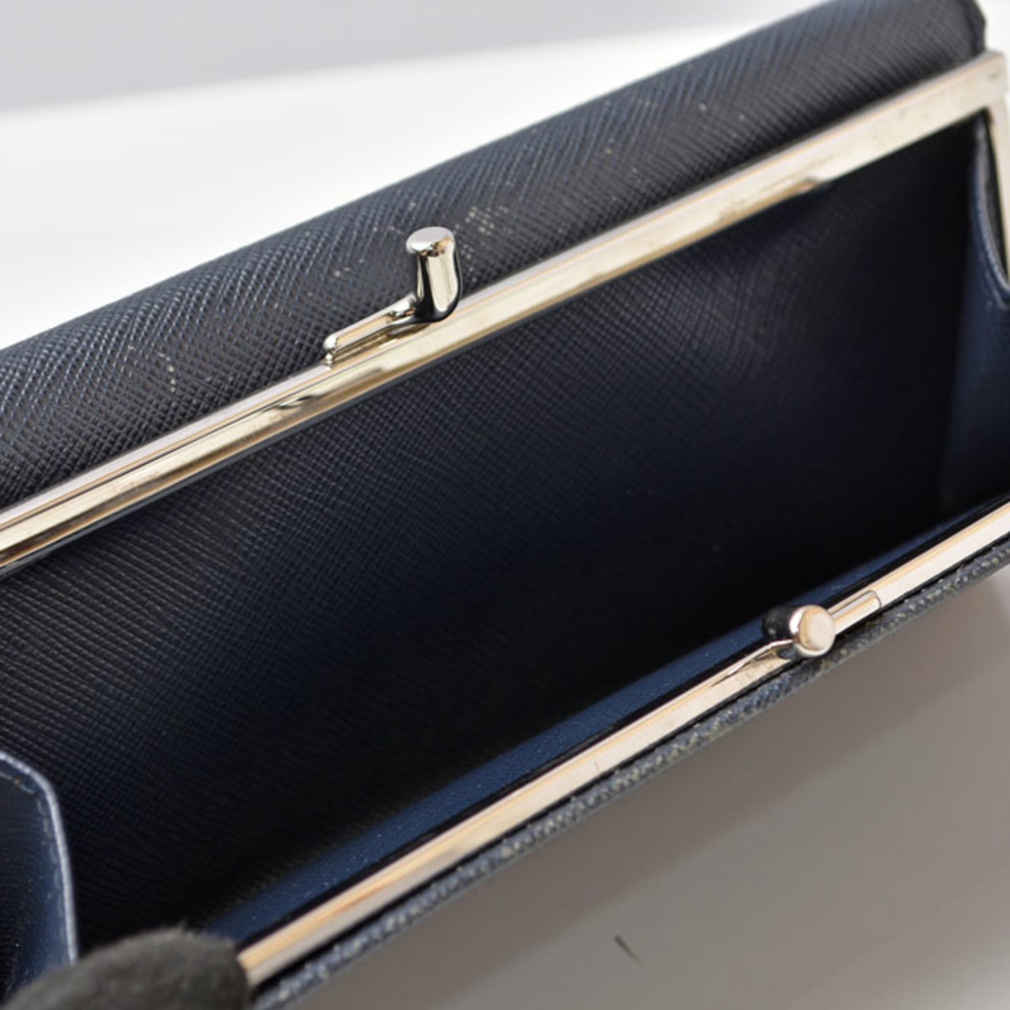 Prada Navy Leather Coin Purse/Coin Case (Pre-Owned)