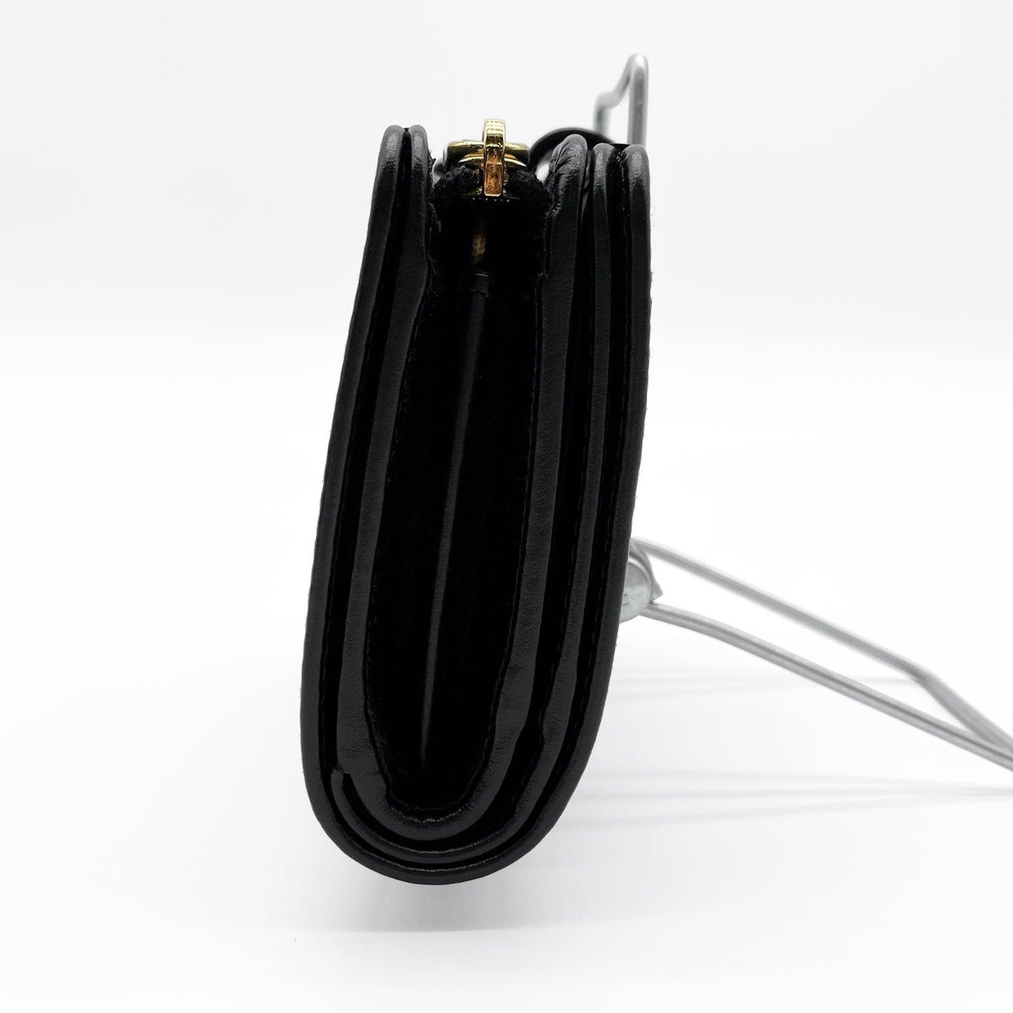 Prada Black Leather Wallet (Bi-Fold) (Pre-Owned)