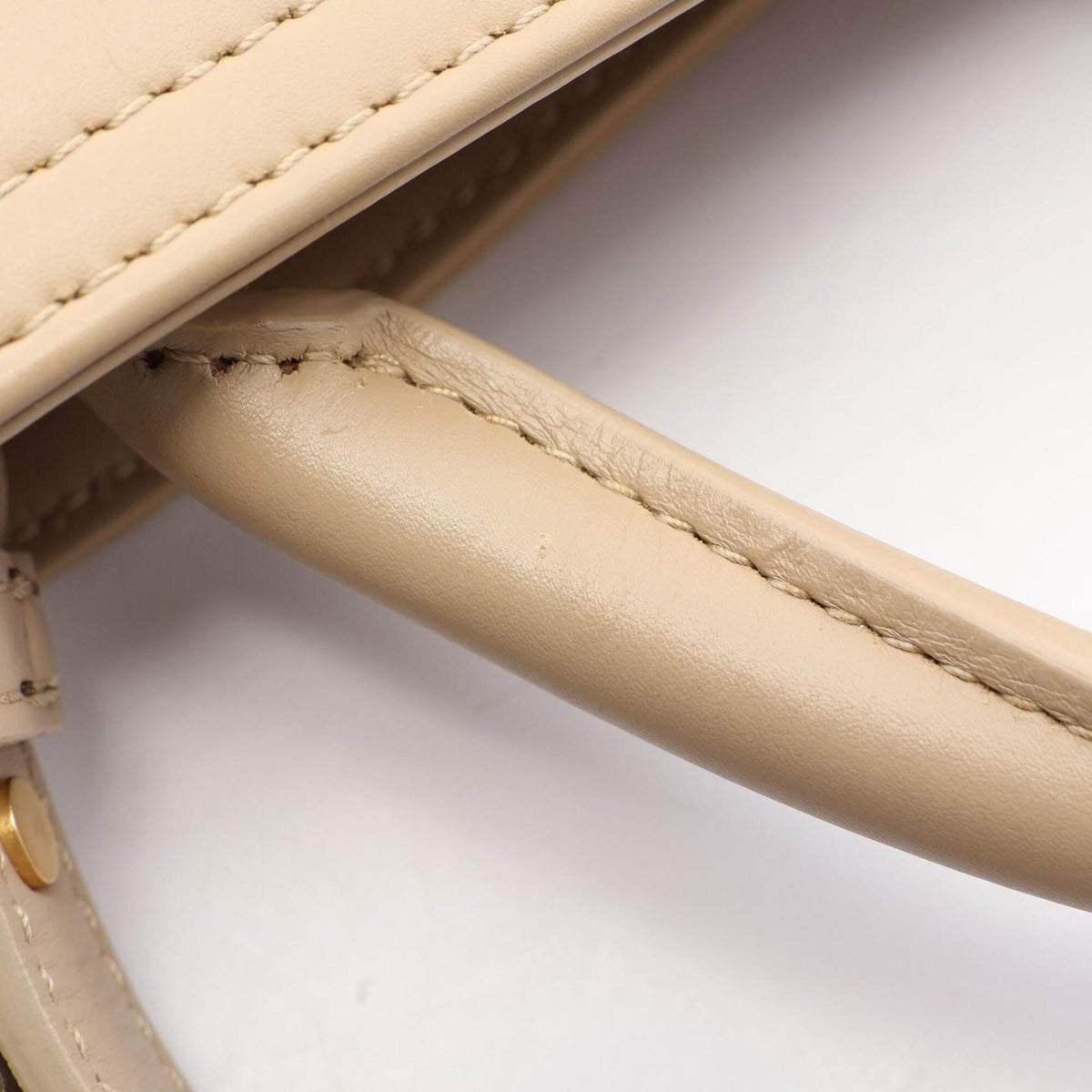 Bottega Veneta Beige Leather Handbag (Pre-Owned)